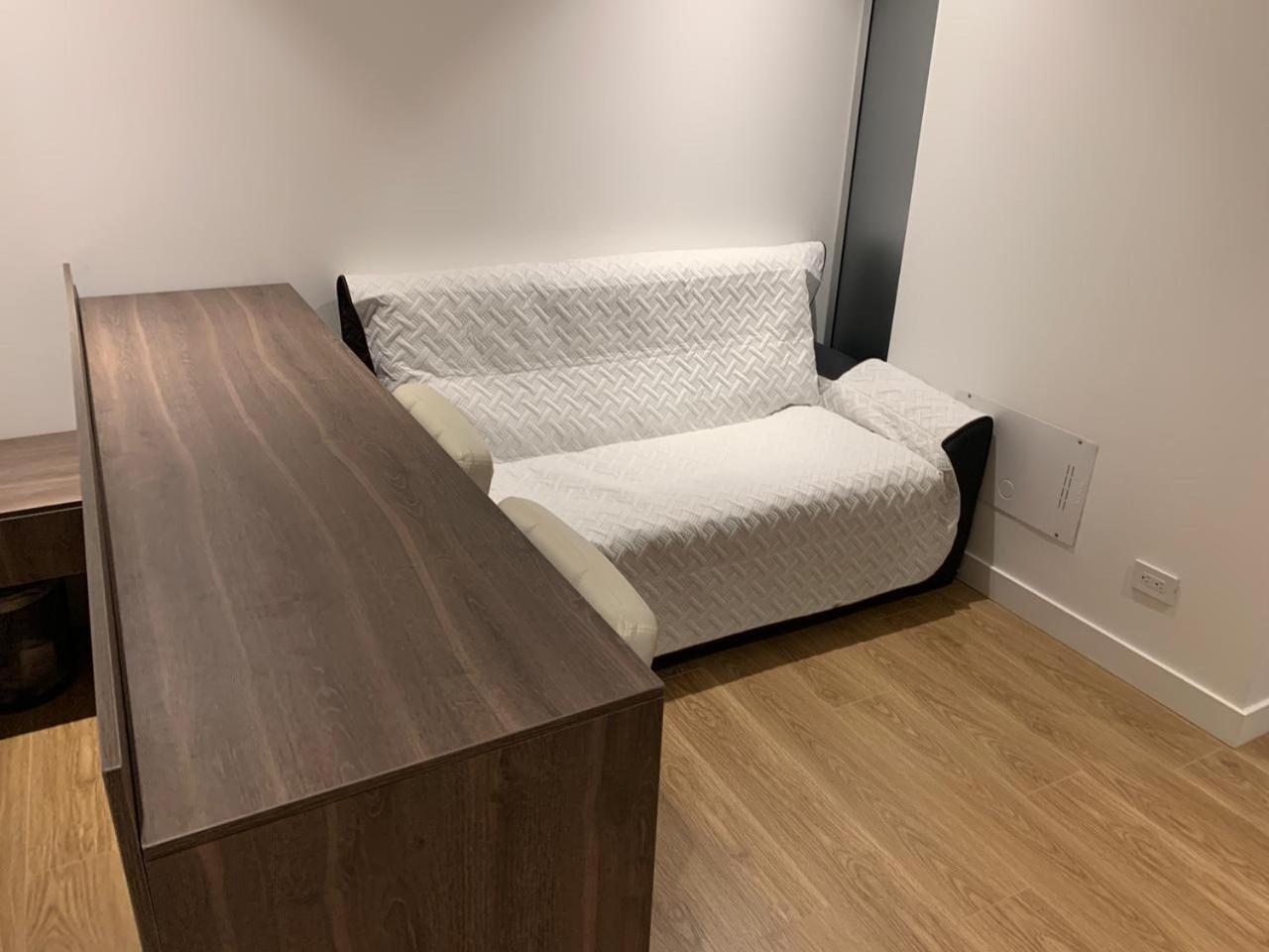 Avanzza Parque Central 200 Apartamento *