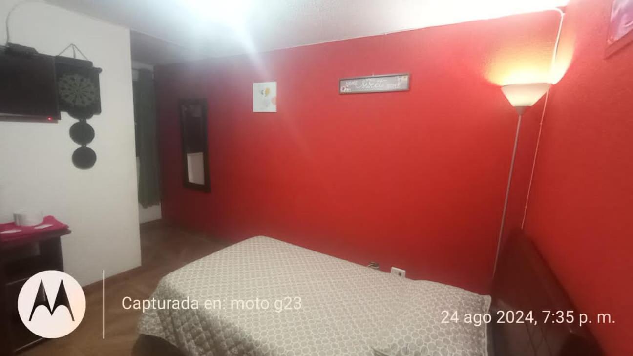 Habitación en casa particular Linda Cerca Al Aeropuerto Bogotá