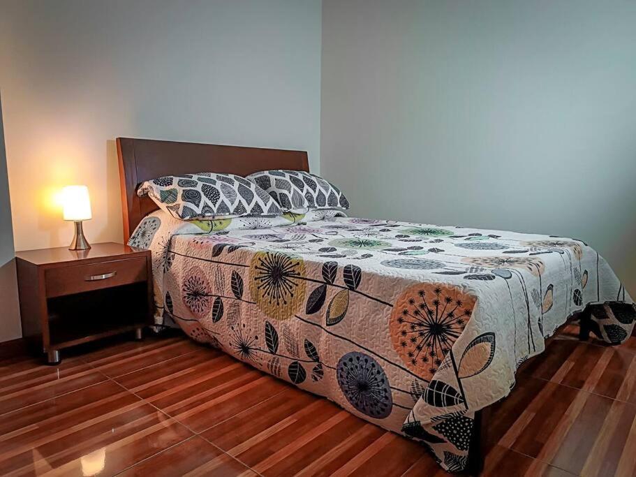 Amplio Y Centrico Apartamento