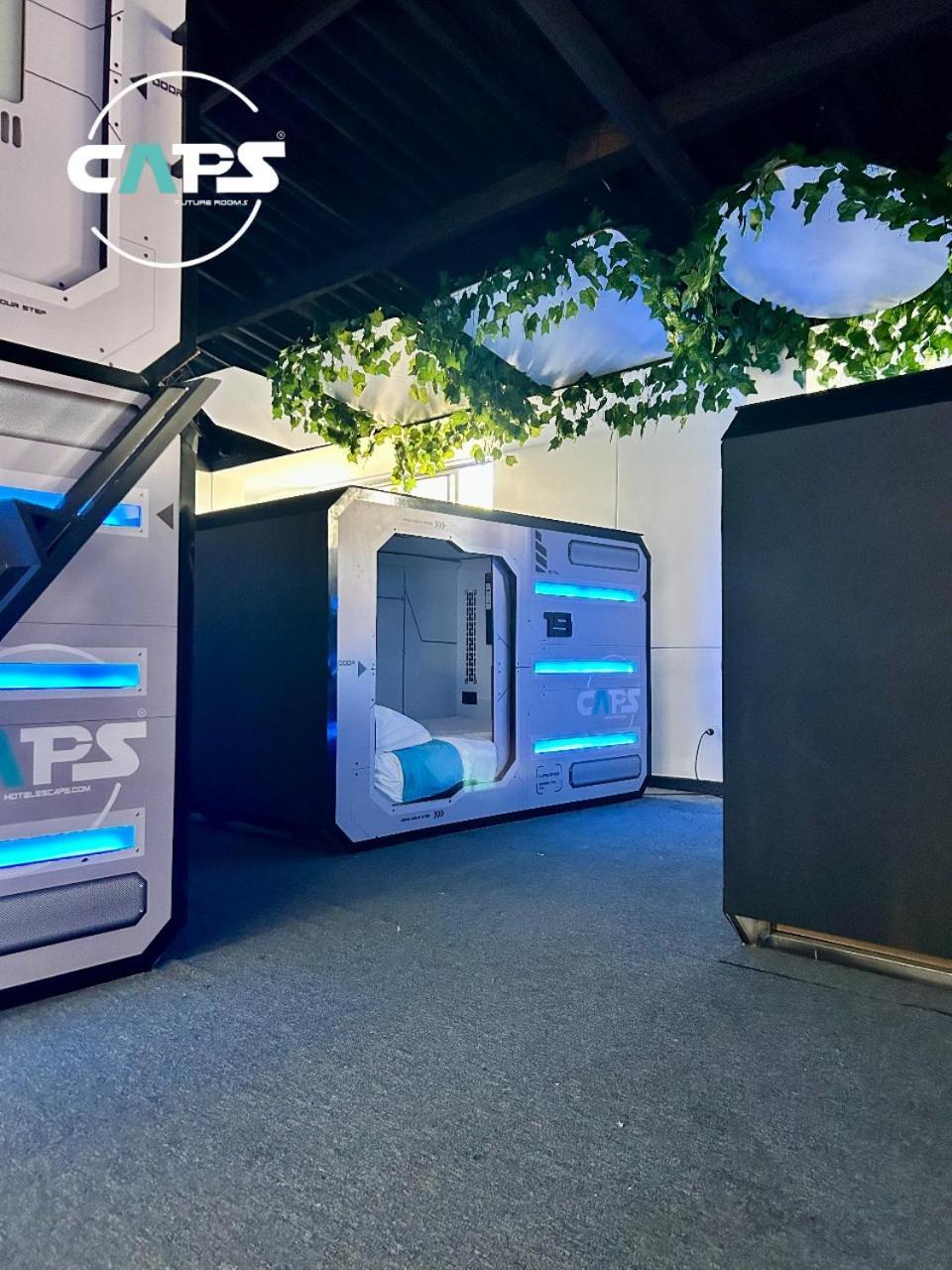 Capsule hotel Ch Capsula Corferias 3*