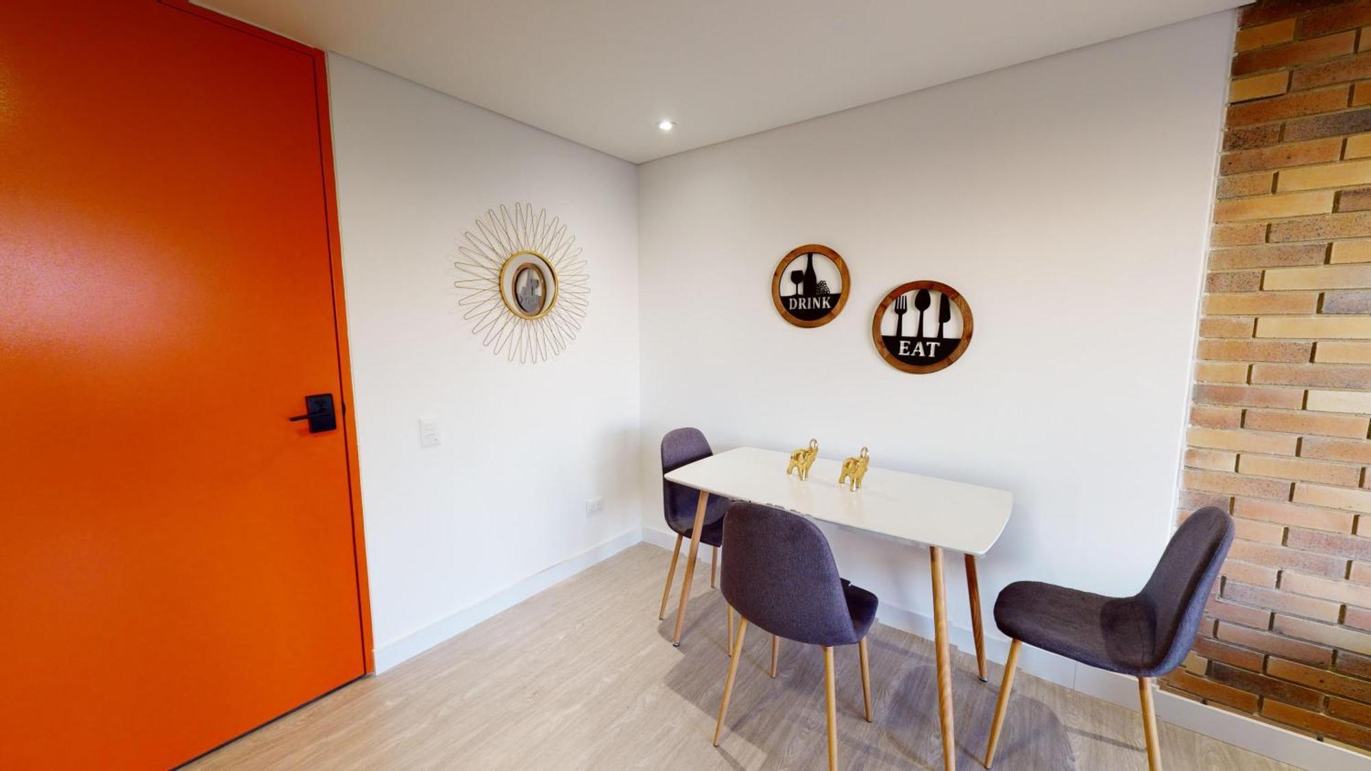 Apartment Academia 59 *