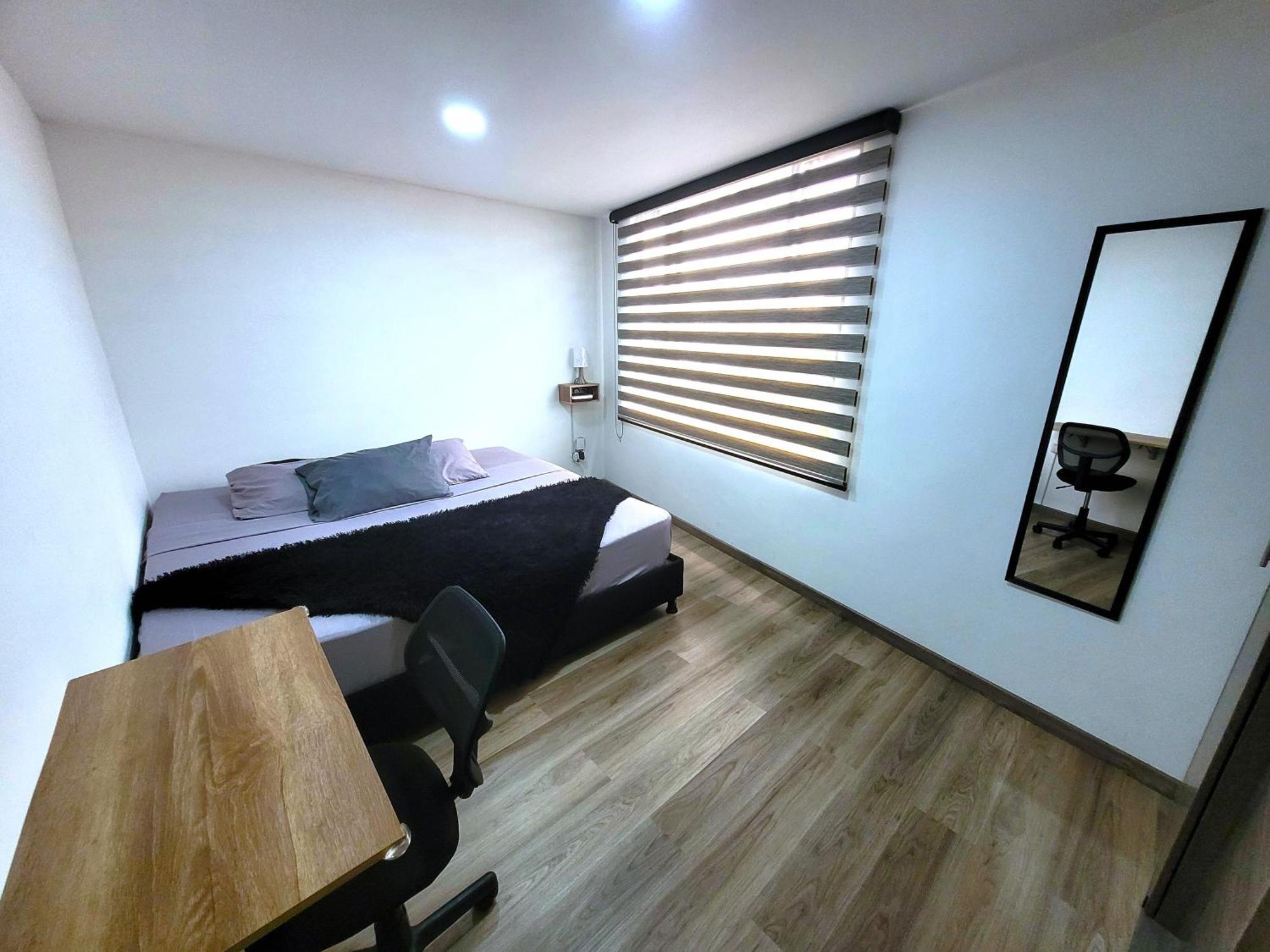 Brand-new Accommodating Up To 5 Guests, Located In The Northern Sector Of Apartamento