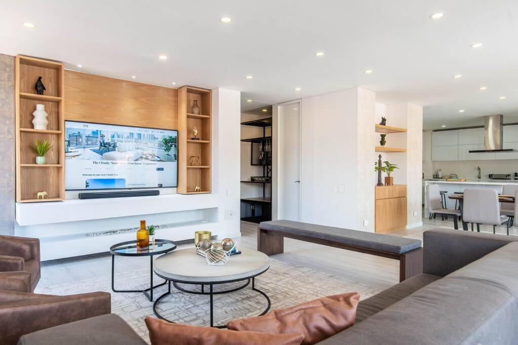 Luxury 4br In Usaquen Bogotá