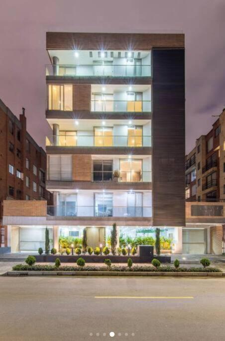 Unique 3 Bedroom In Usaquen *