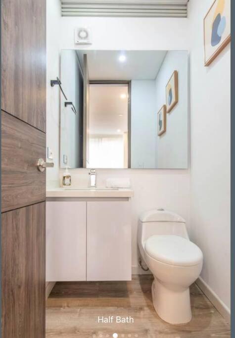 Unique 3 Bedroom In Usaquen Bogotá