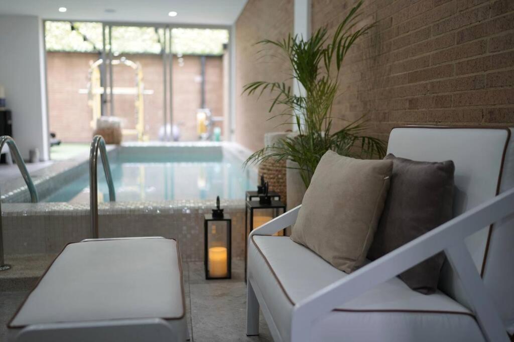 Unique 3 Bedroom In Usaquen Apartamento *