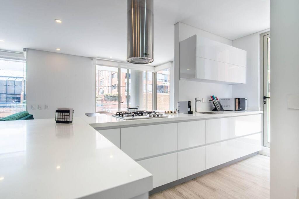 Modern 3br In Usaquen Apartamento *