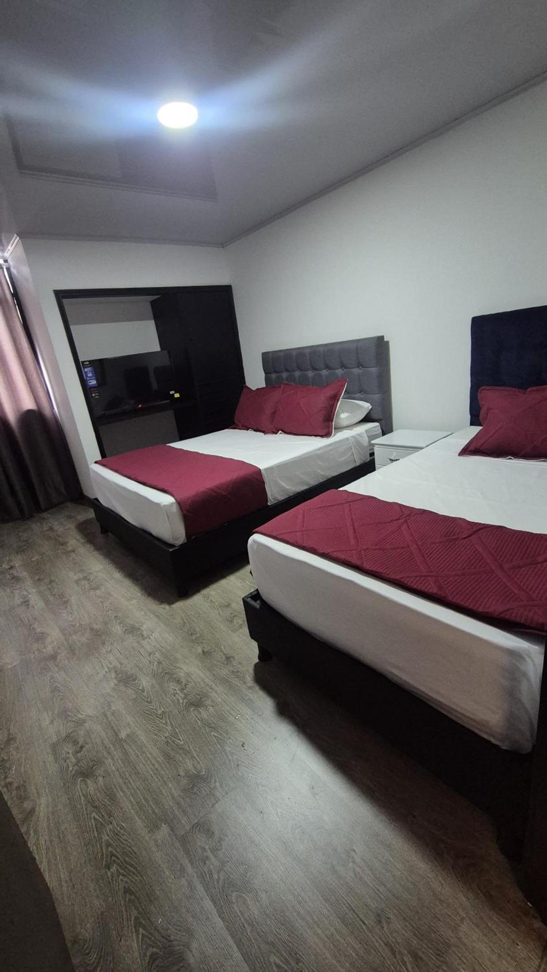 Turistico De La Abuela Hotel *