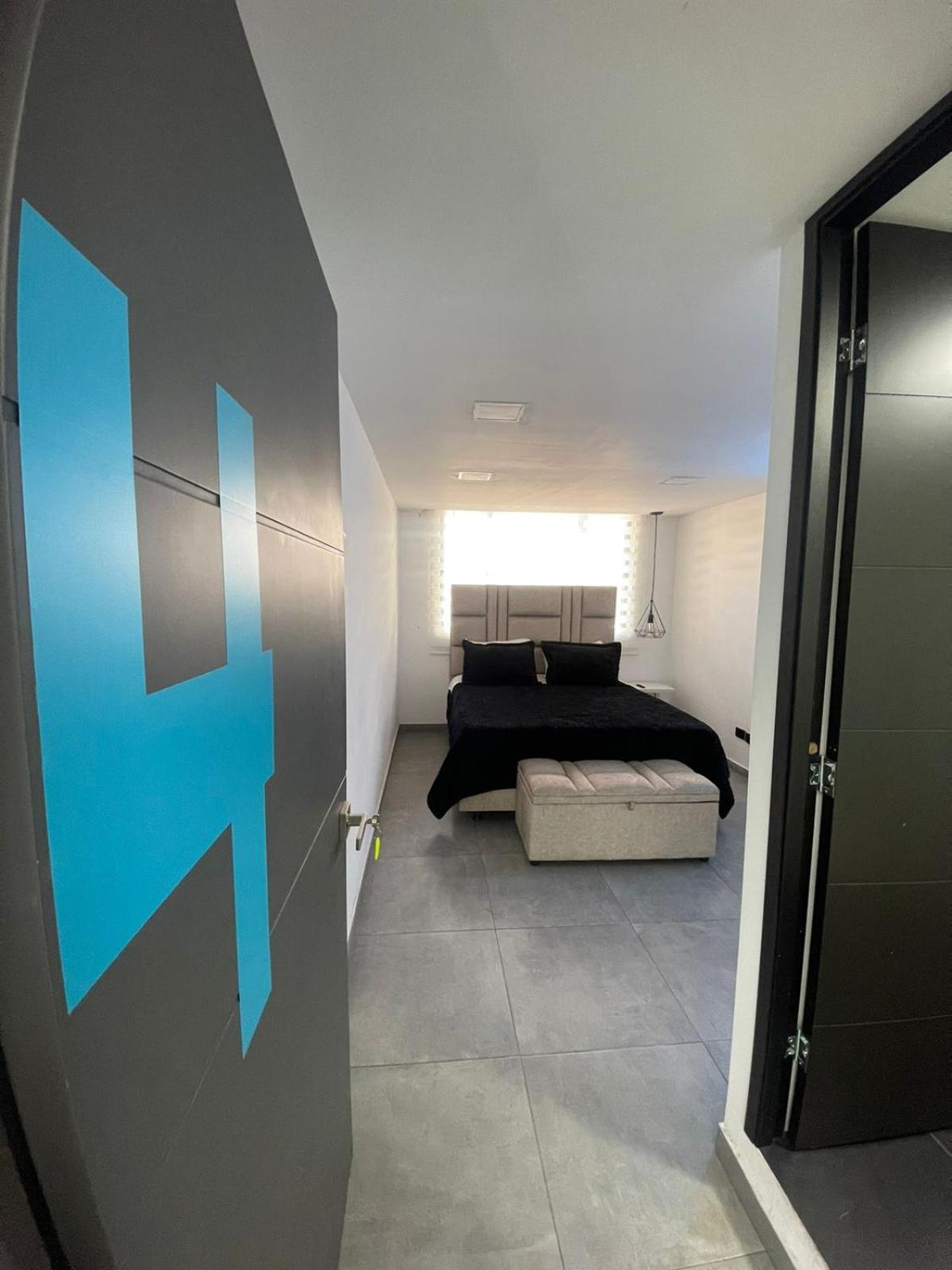Capsule hotel Ch Capsula Corferias 3*