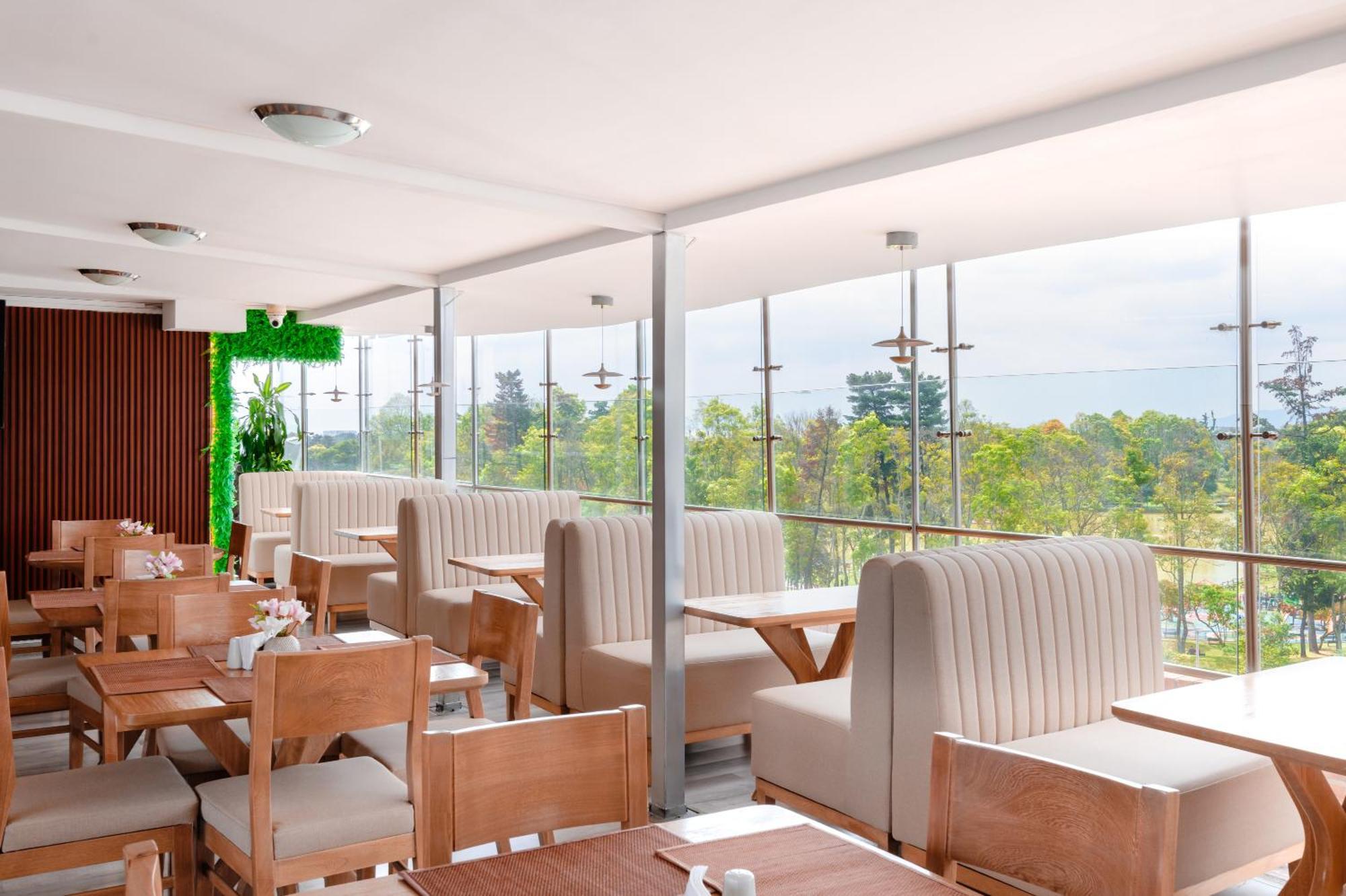 Hotel Parque 63 4*