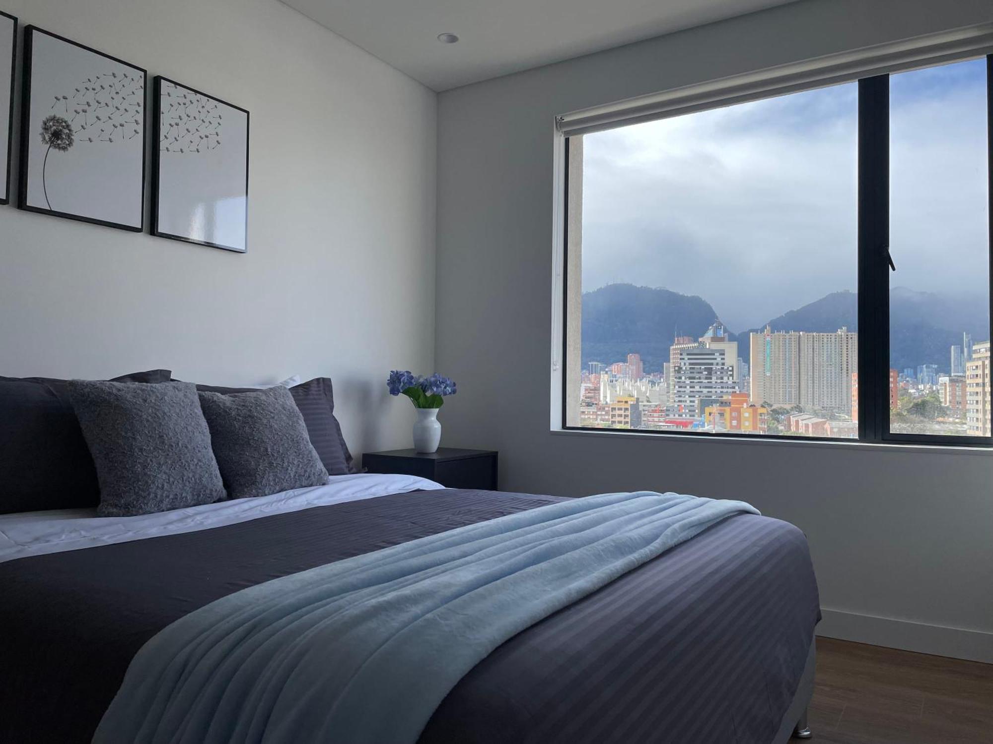 Apartamento Spaceful Near Corferias Mountain View 3 Hab- 804a *