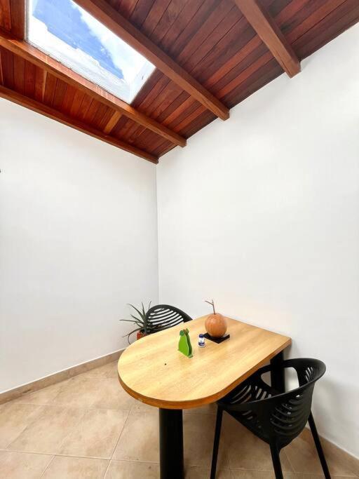 Private Studio-apartment In Cedritos Apartamento