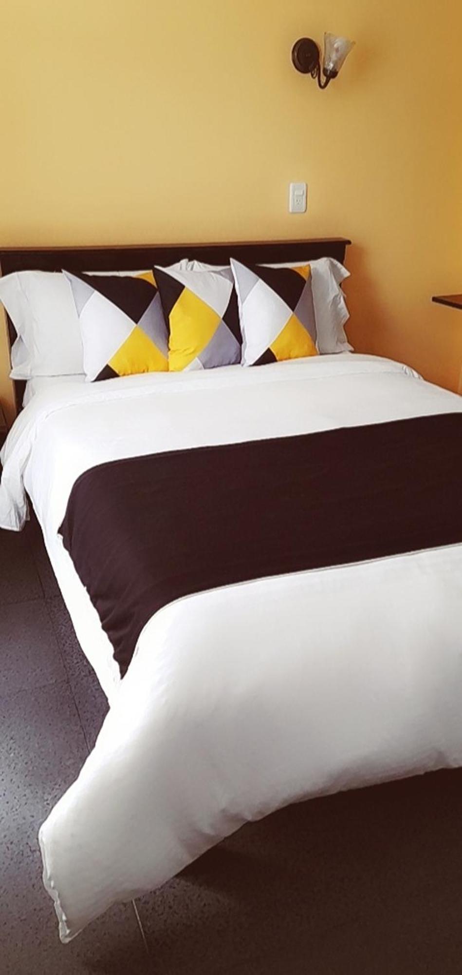 Emporium Rivera Deluxe Hotel