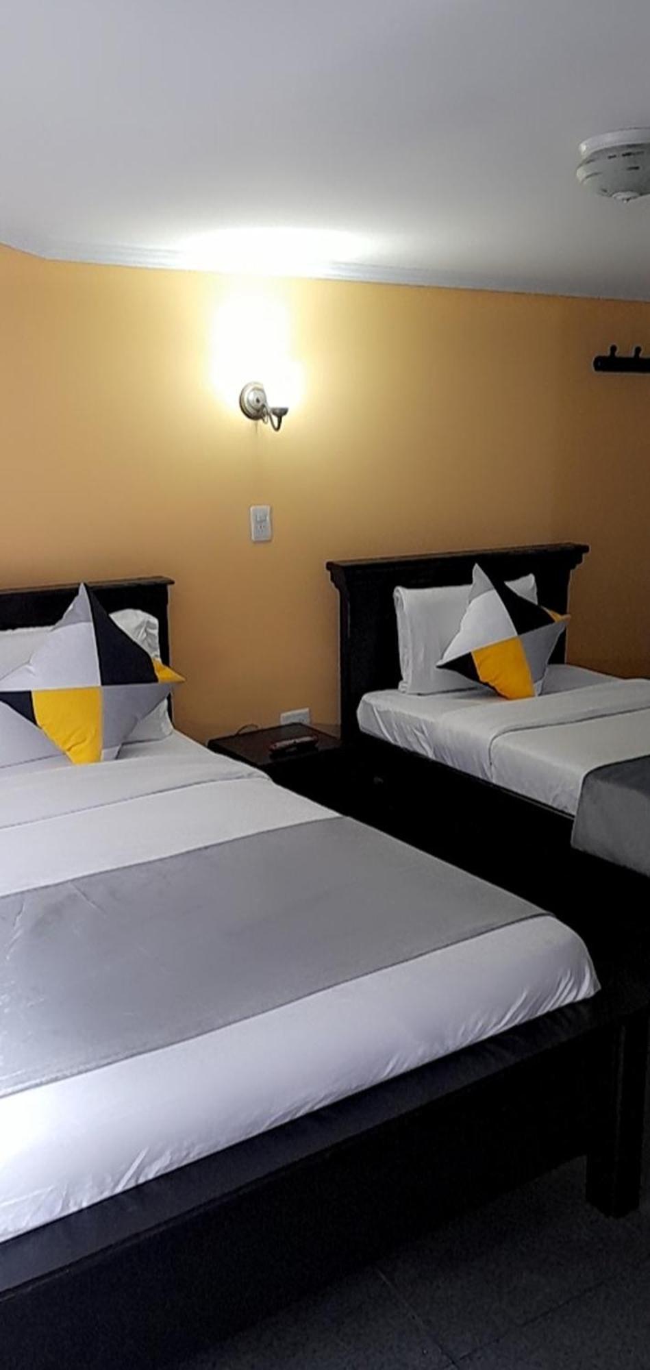Emporium Rivera Deluxe Hotel