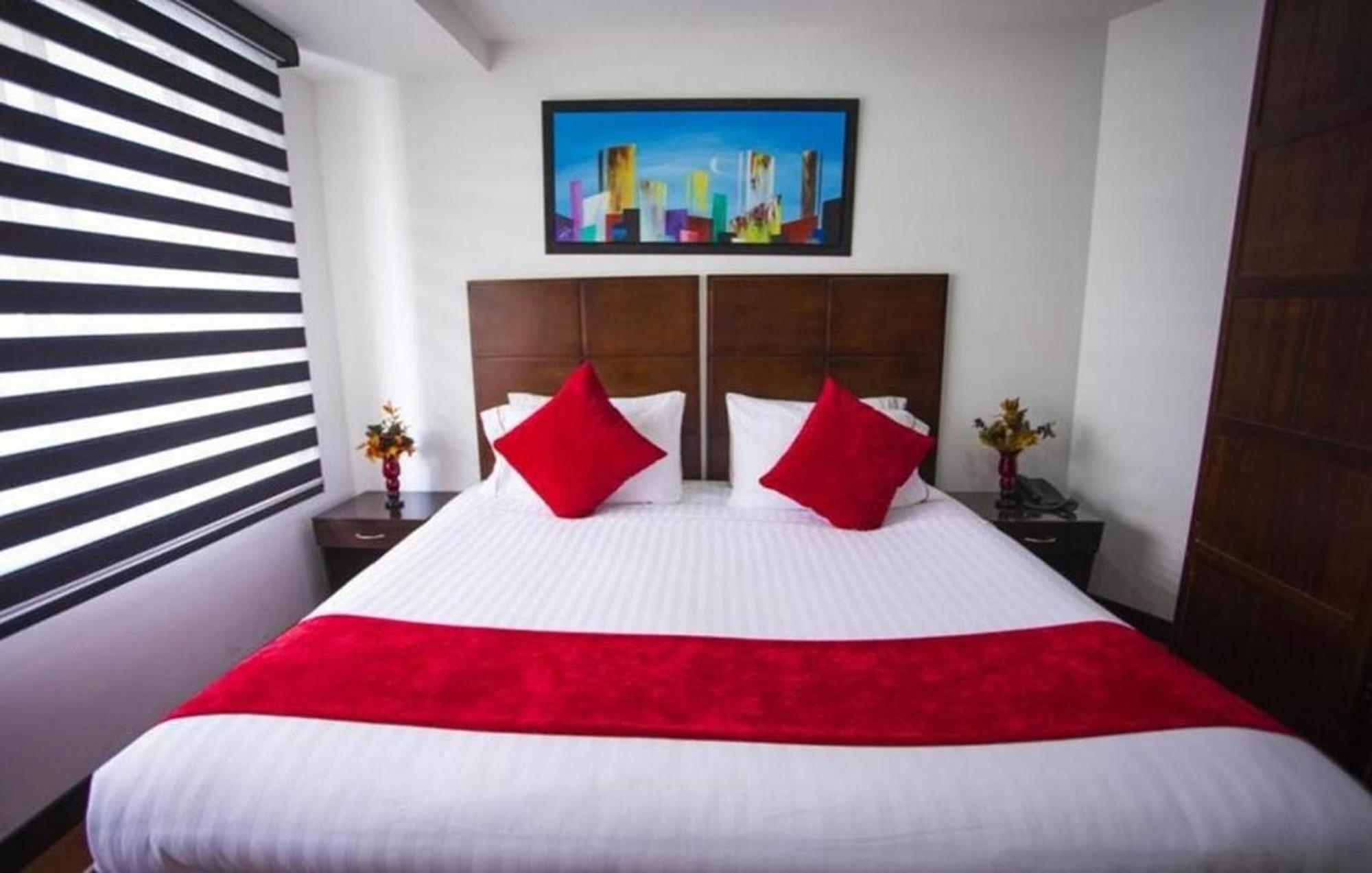 Emporium Boutique La Estacion Hotel 3*
