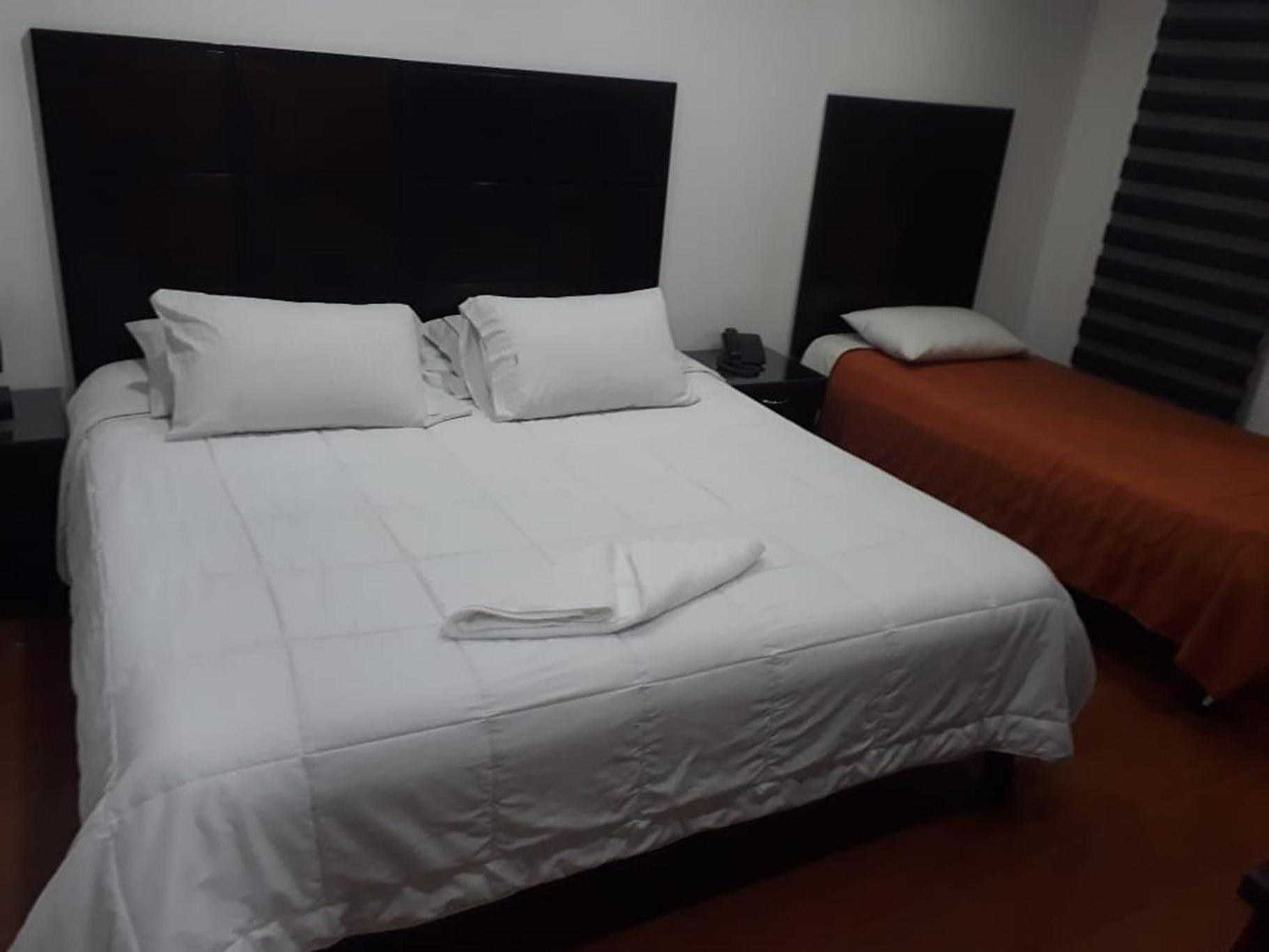 Emporium Boutique La Estacion Hotel