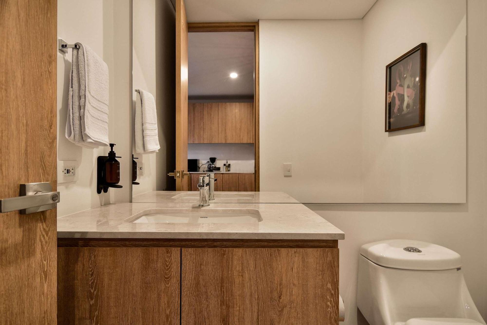 W* Prestigious 1br W Balcony In Usaquen Bogotá