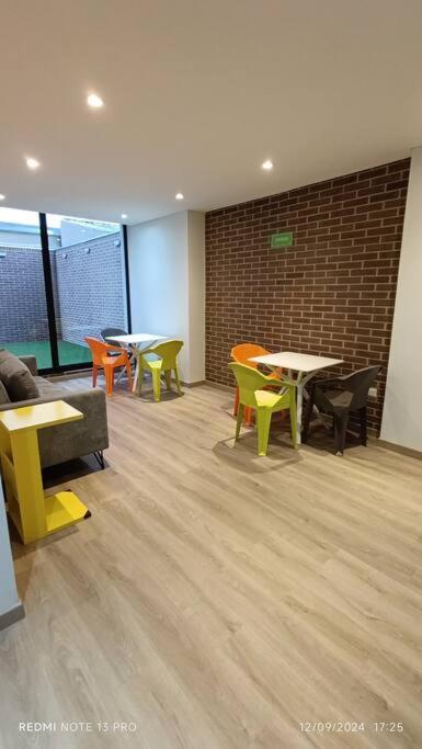 Nuevo Loft Cerca A La Embajada Americana, Corferias Y Agora * Bogotá
