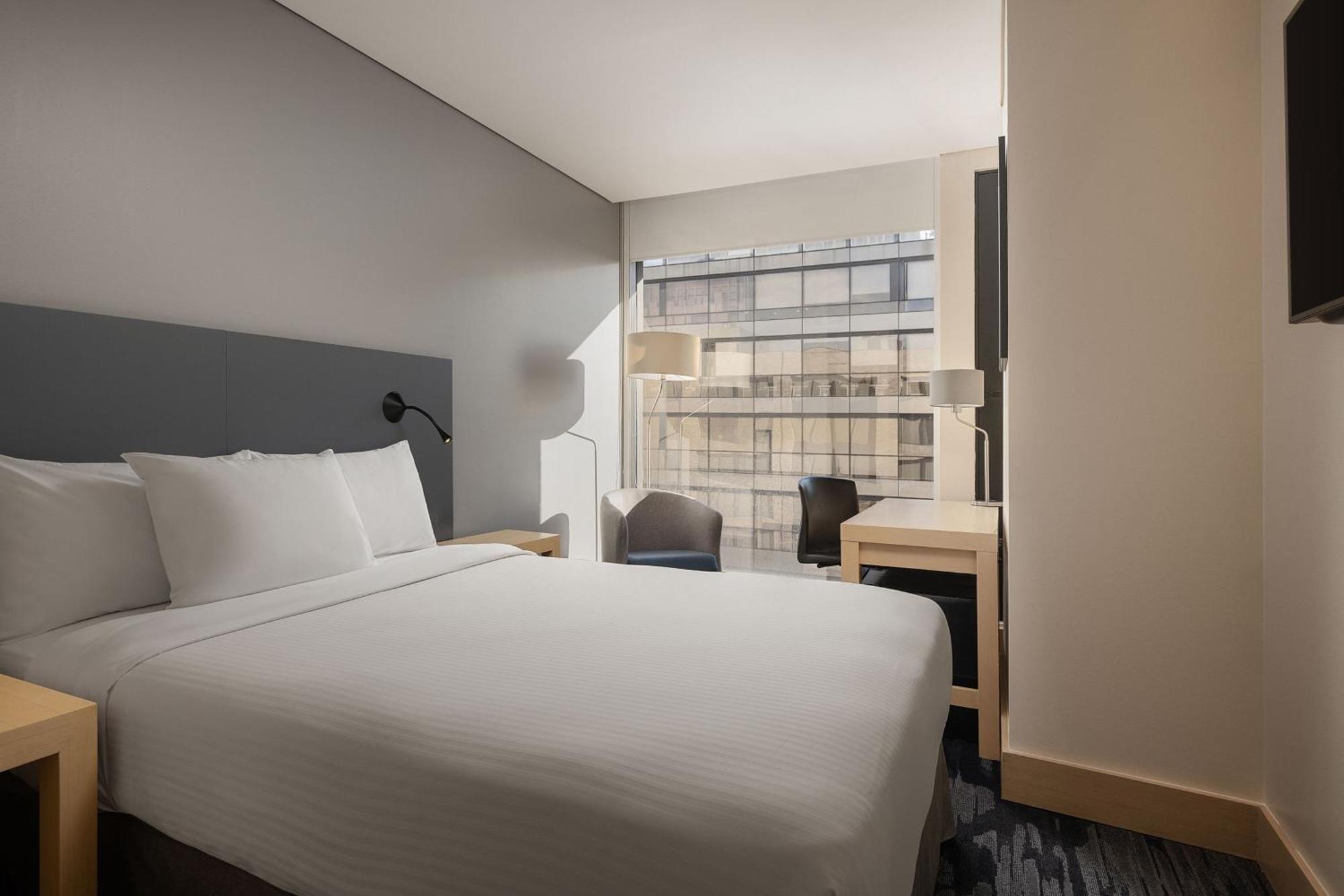 Tryp By Wyndham Embajada Hotel Bogotá