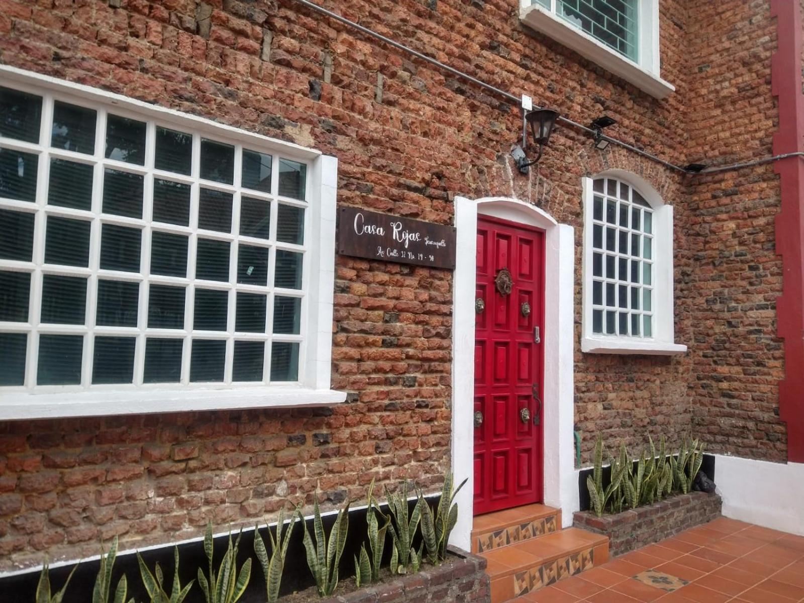 Casa Rojas Teusaquillo Pensión