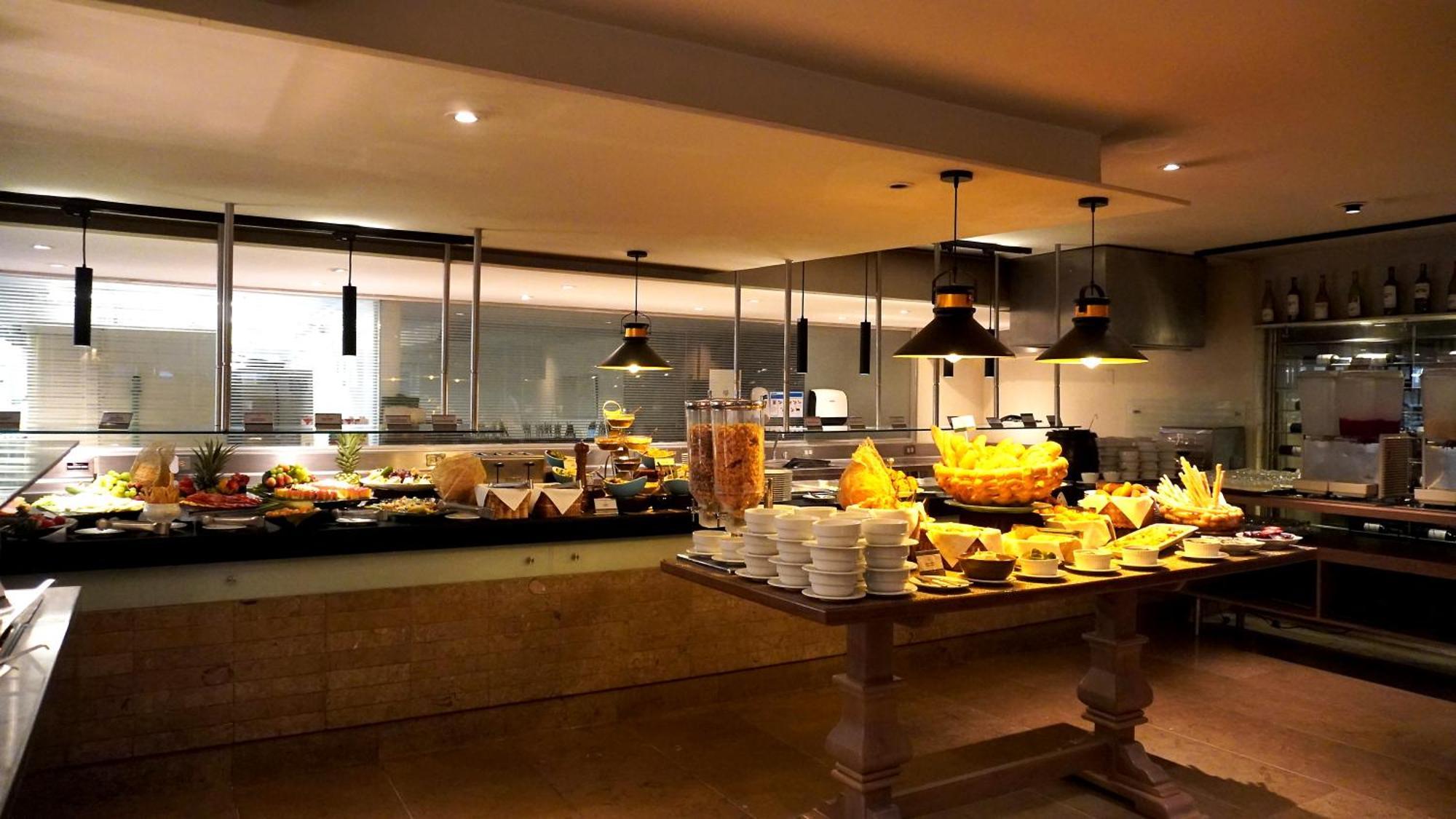 Plaza Hotel 5*