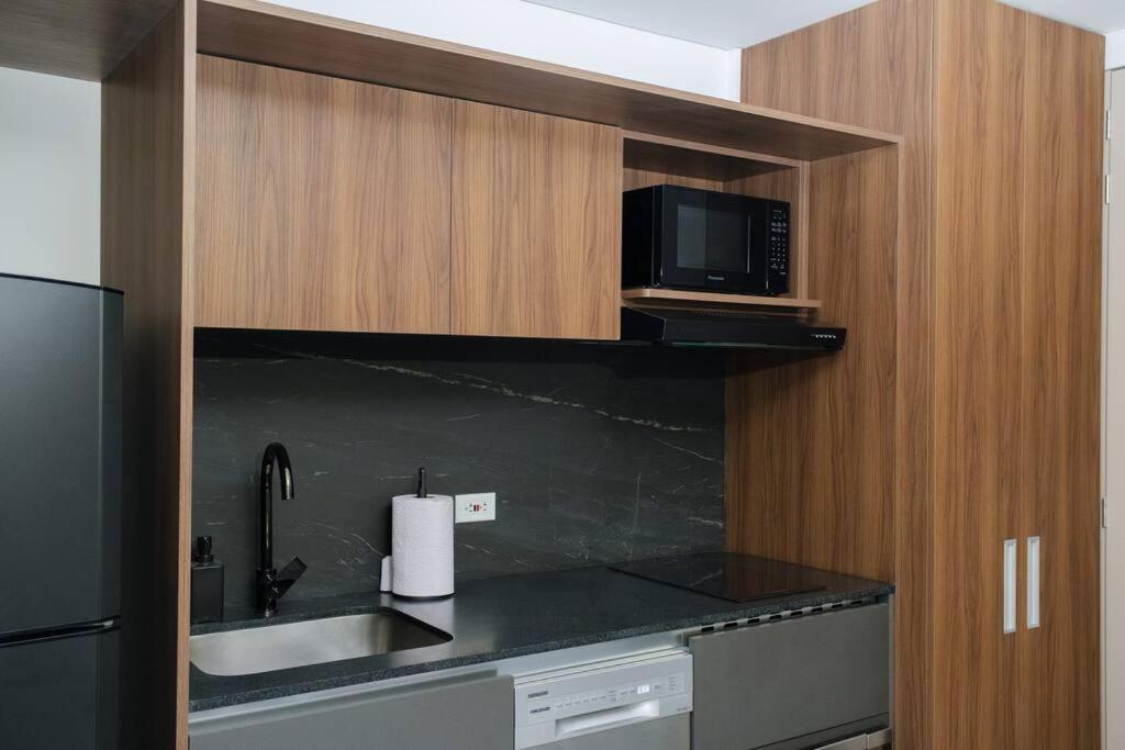 Nuevo Y Moderno Apto En Virrey Apartamento