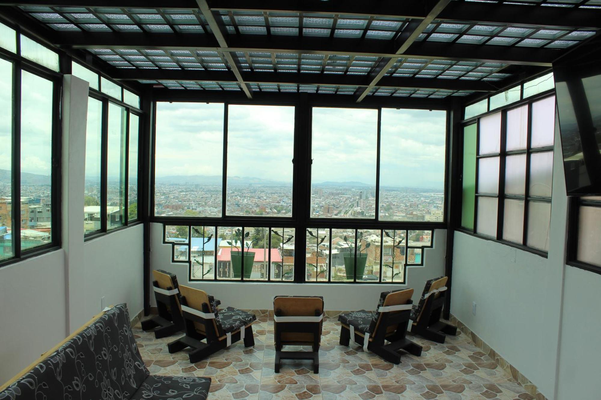 Mirador Aukan Pensión *