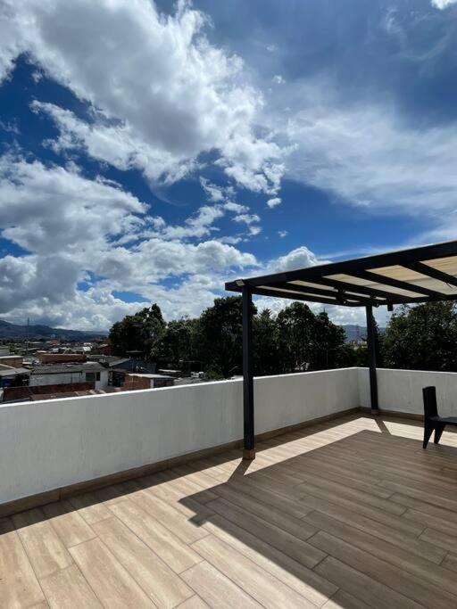 Apartamento Con Hermosa Vista En