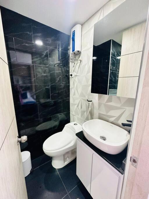 Hermoso Y Acogedor Apto Piso 32 Estrenar *