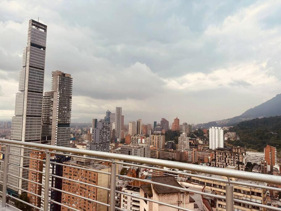 Apartamento Hermoso Y Acogedor Apto Piso 32 Estrenar *