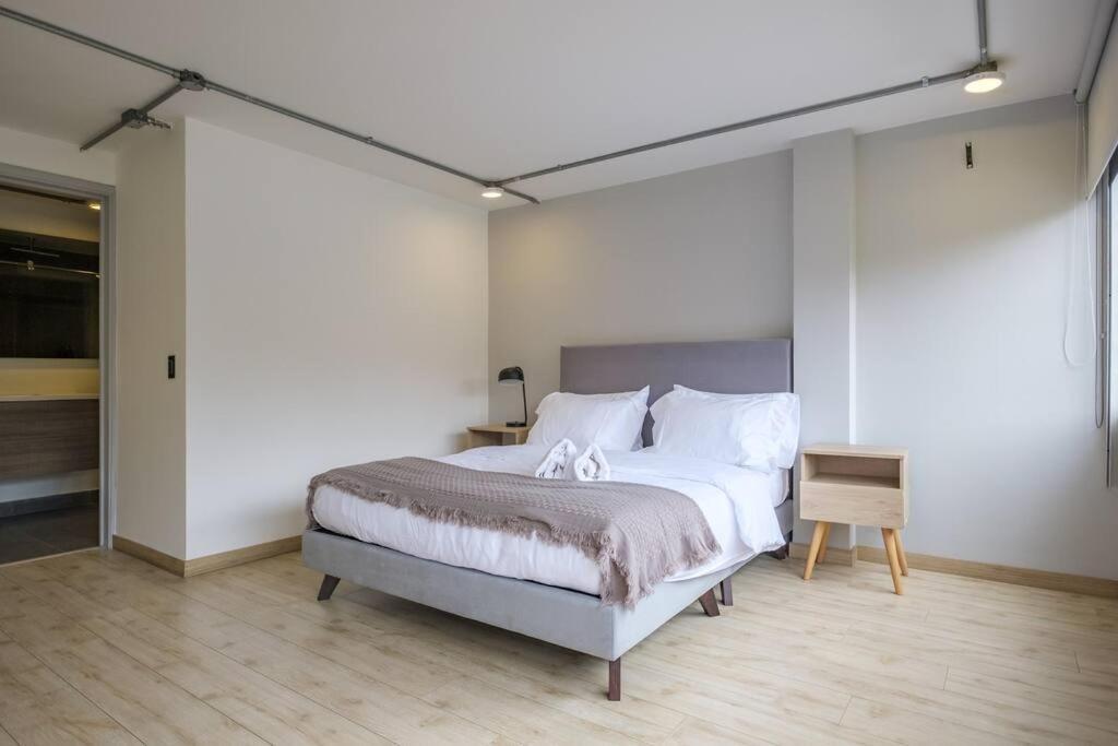 Apartamento Amazing 3 Bedroom In Zona Rosa *