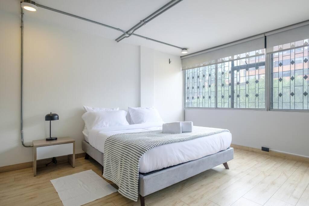 Amazing 3 Bedroom In Zona Rosa Apartamento