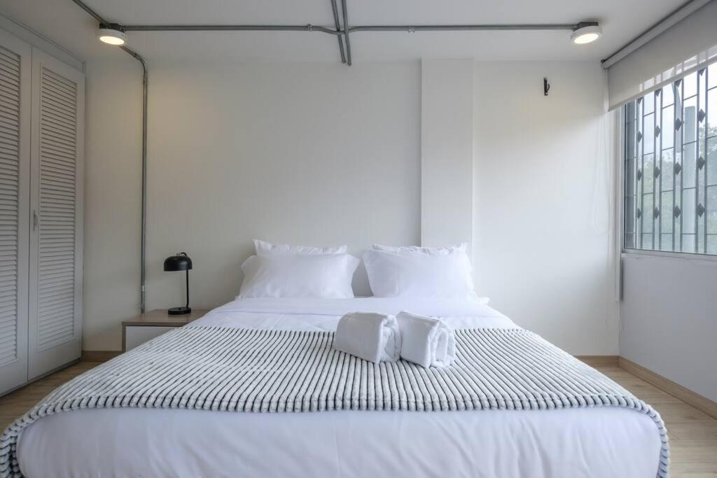 Amazing 3 Bedroom In Zona Rosa Bogotá