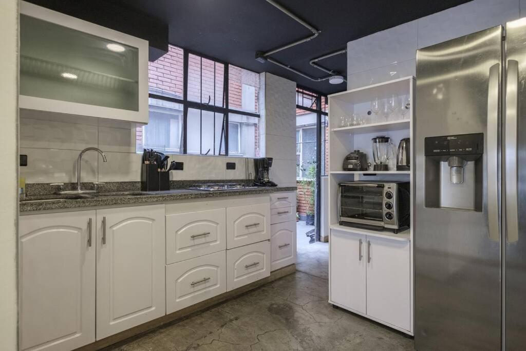 Amazing 3 Bedroom In Zona Rosa Apartamento Bogotá