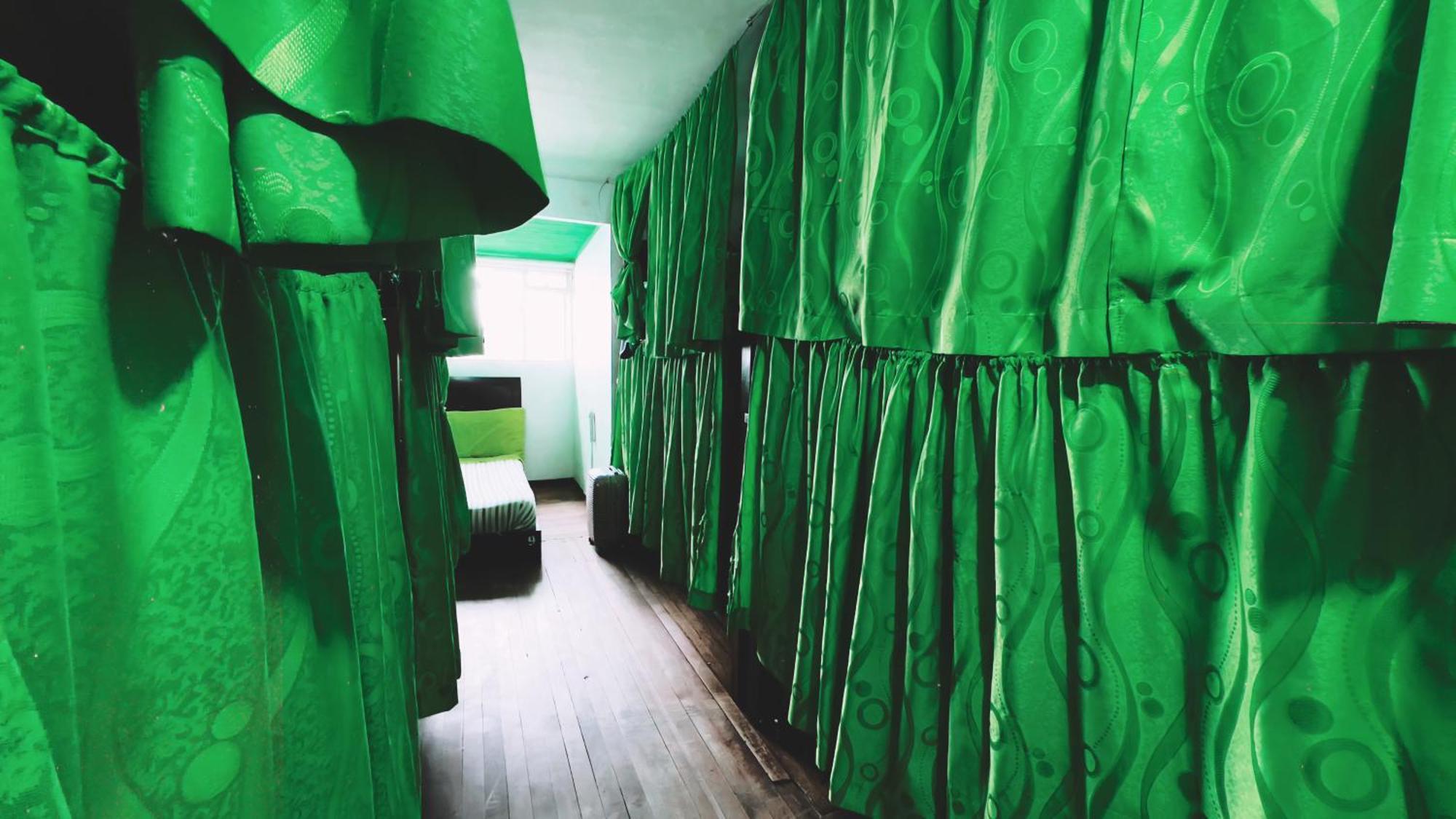 82hostel Hostal *