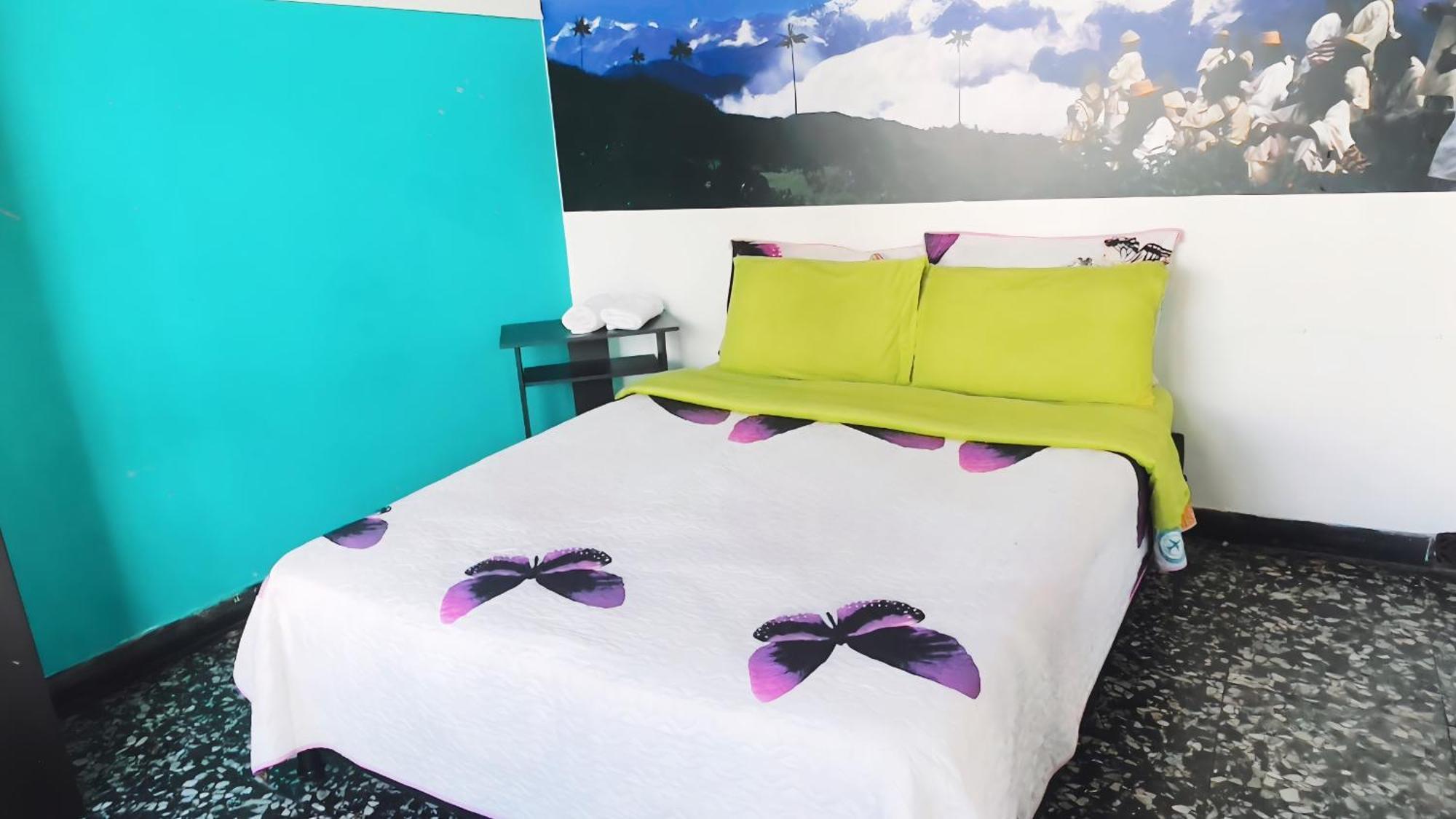 82hostel Hostal