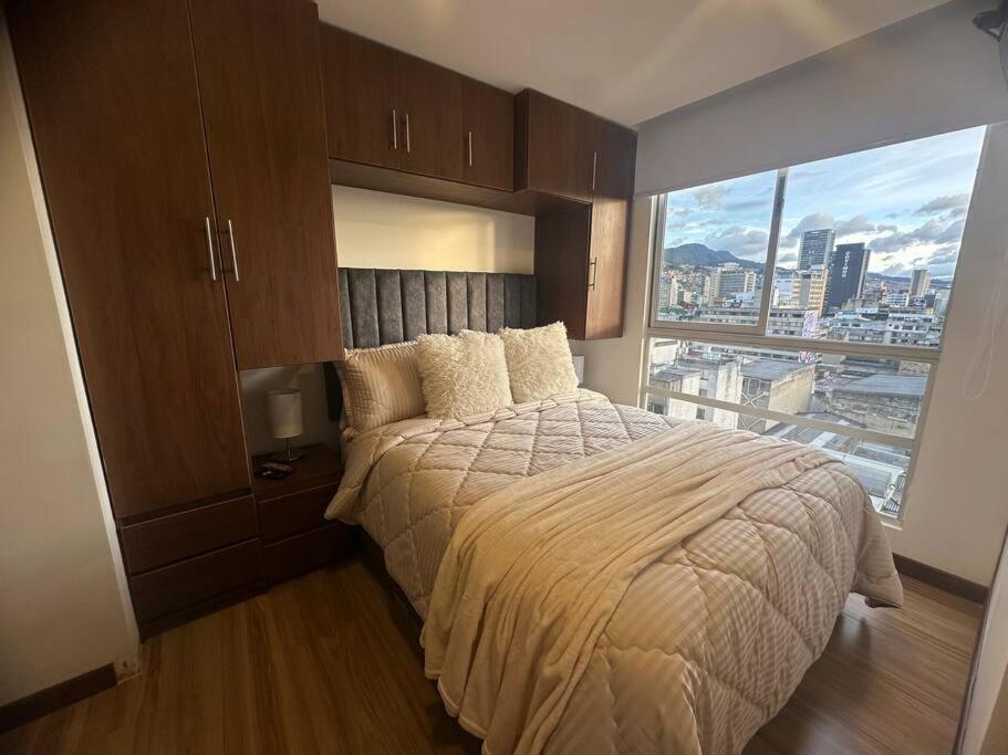 Apartamento En Bogota, Piso 13 *