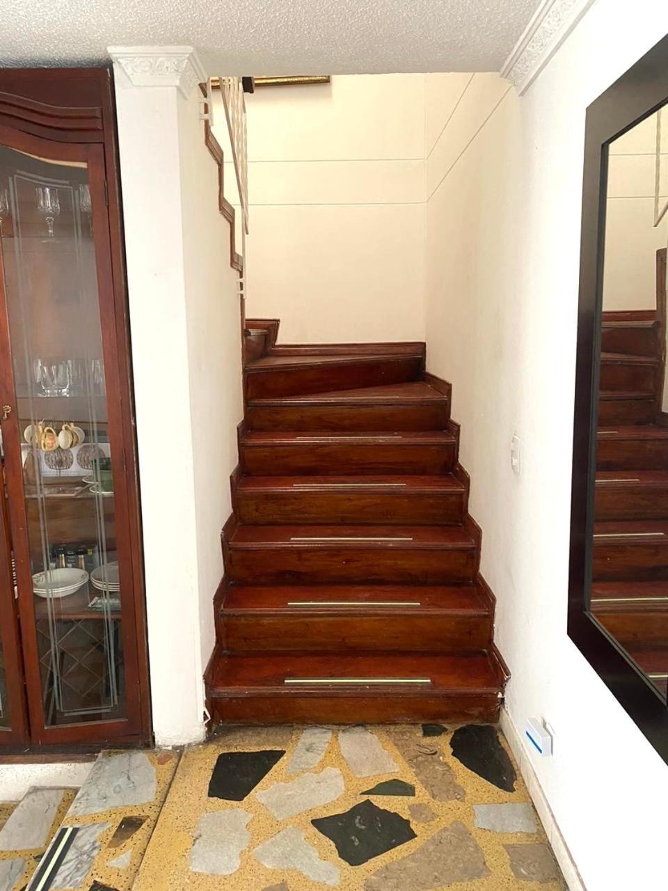 Сasa de vacaciones Modelia 265 M2 Cerca De Todo Bogotá
