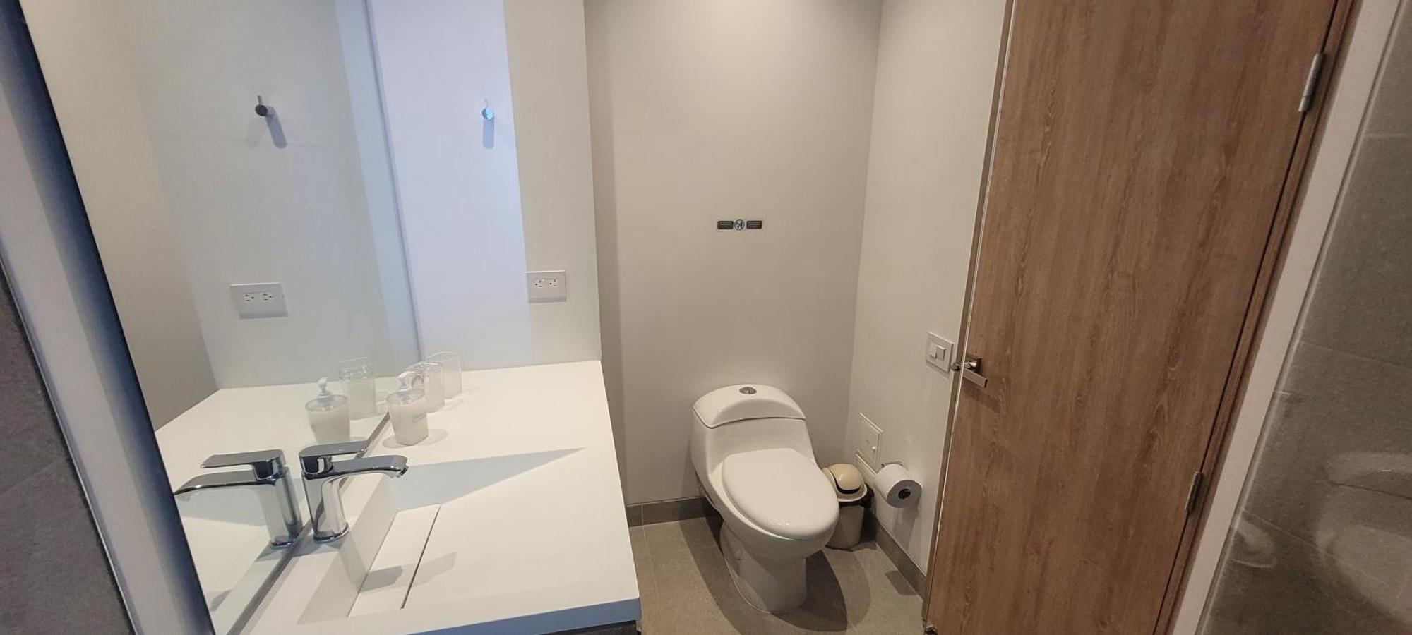 Cerca A Corferias Y Embajada Eeuu Apartamento *
