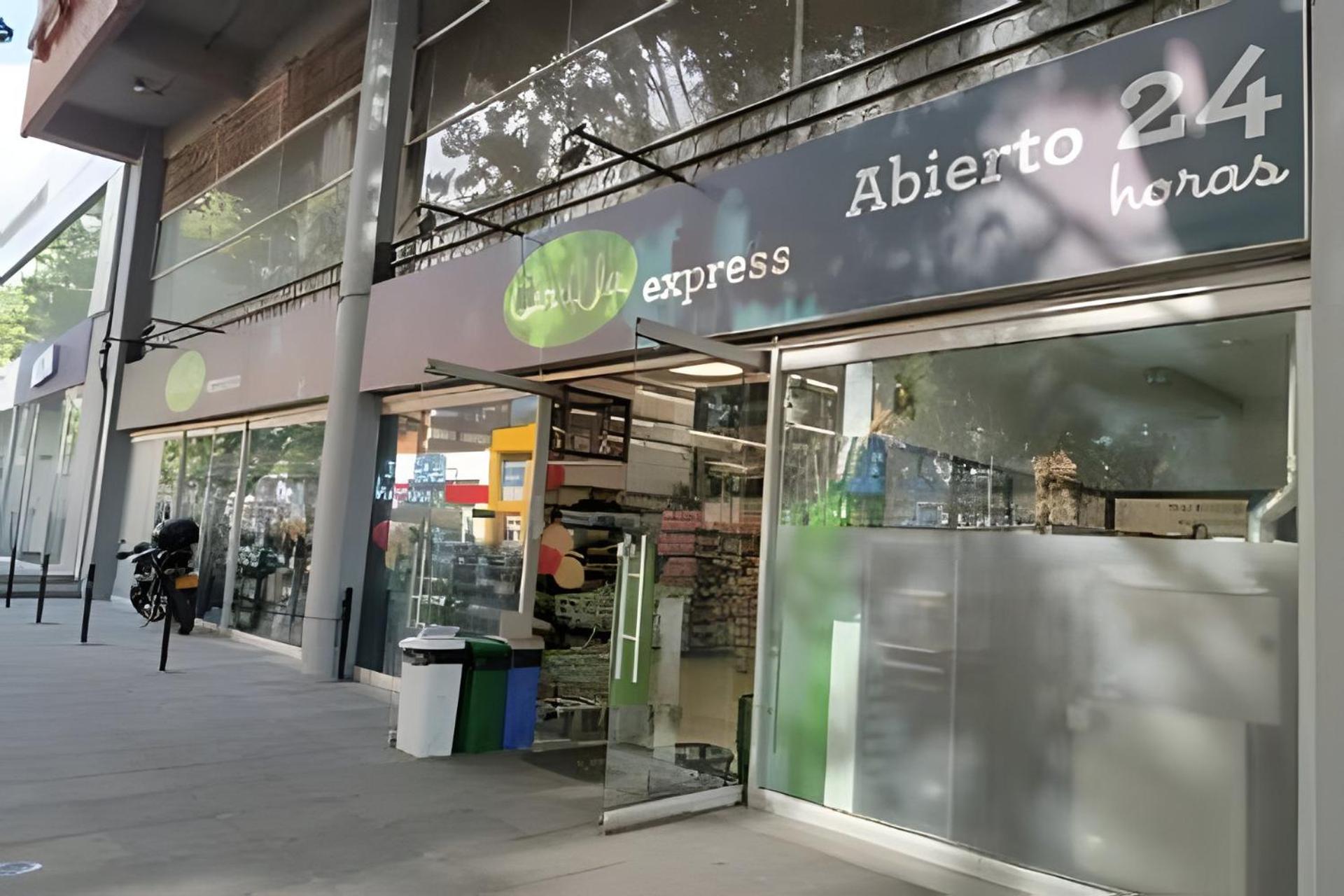 Encantador En La 93 Apartamento