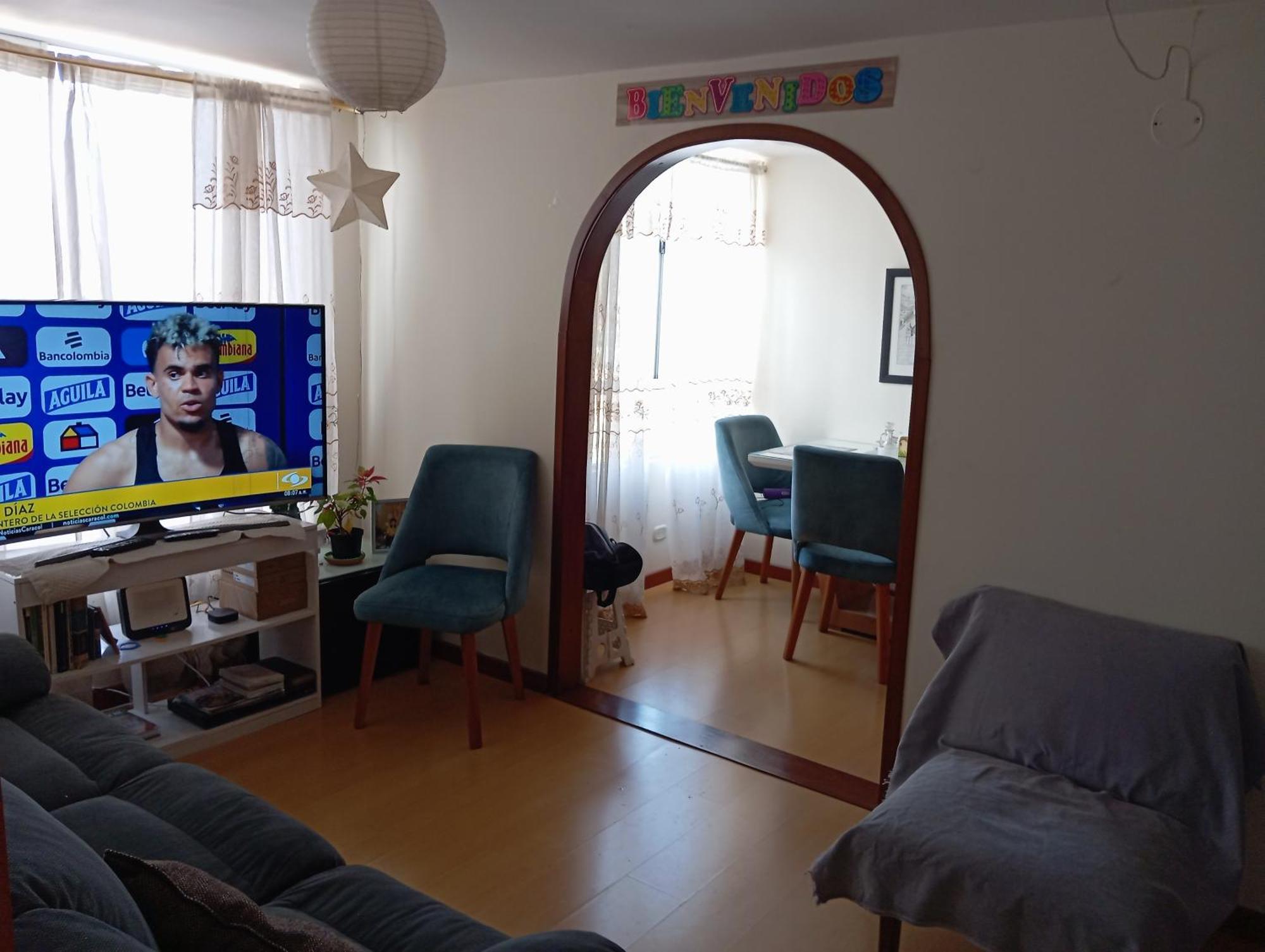 Apartamento Apto Amoblado 1501 Vista Espectacular Con Garage 2 - 2 Banos