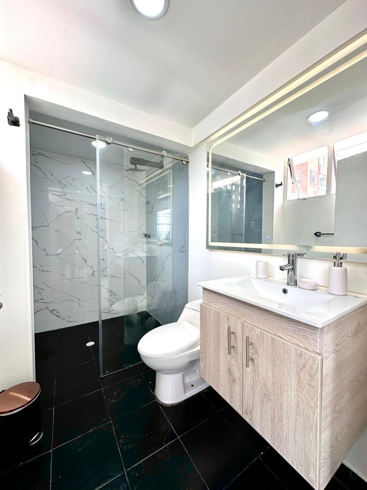 Apartamento Espacio Ideal Grupos, Virrey Park, 3 King Size *