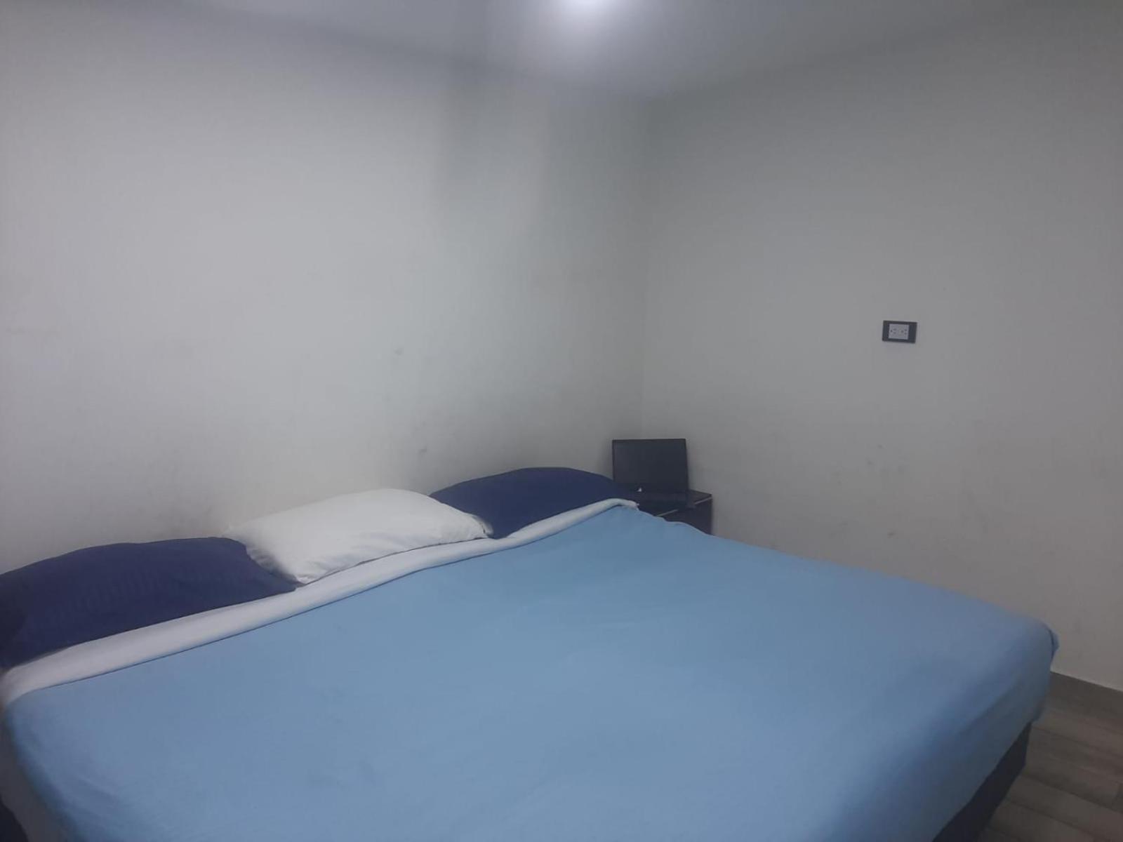 Apartamento Sector De Corferias , Y A 5 Cuadras, Embajada Americana 10 Cuadras, Cerca Al Can , G 12 , Universidad Nacional , Aeropuerto A 2 Cuadras Estacion Ciudad Universitaria Marque-tresdiecisietecincoveintisieteveintiseistreintayu