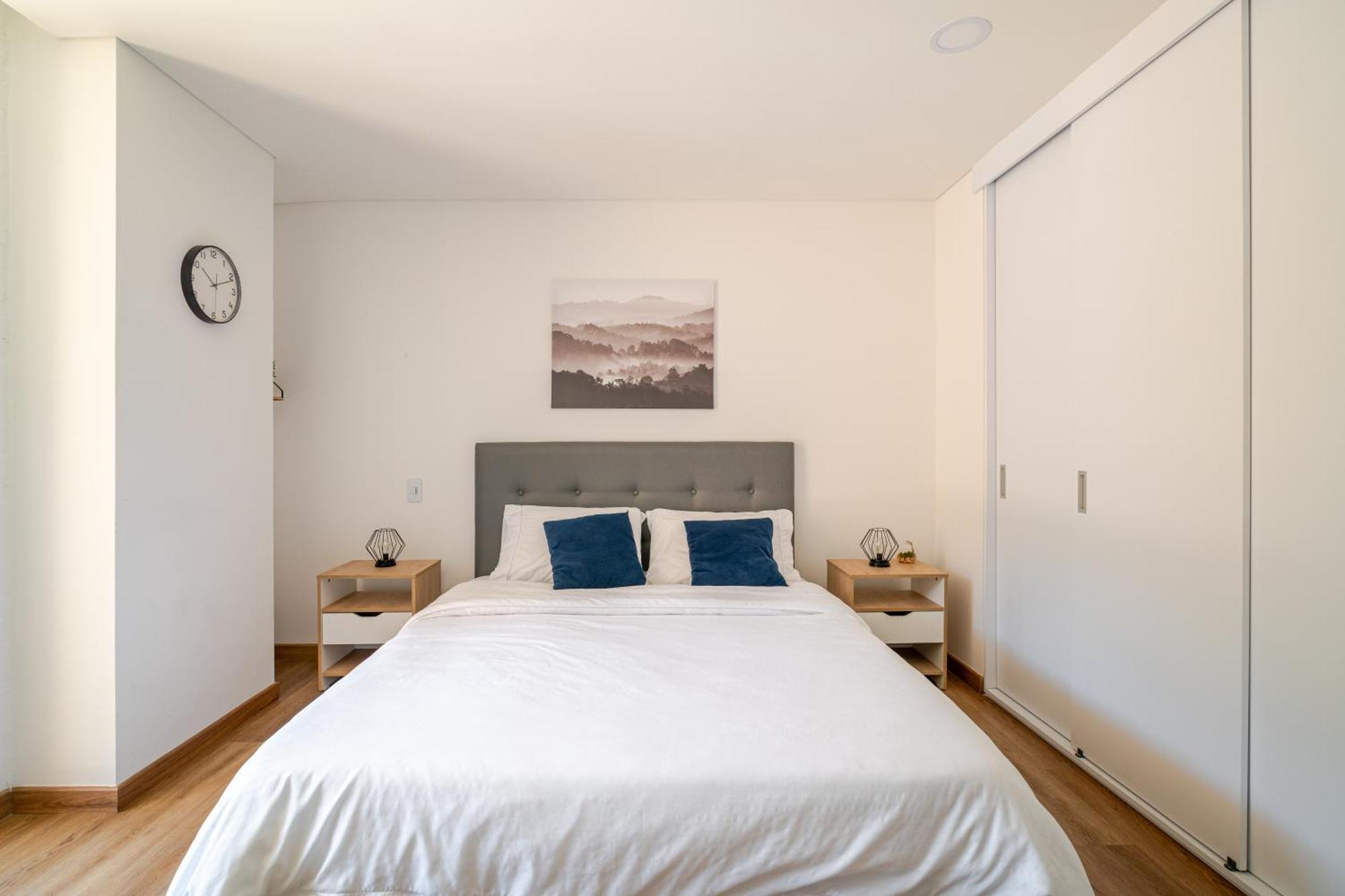 Loft Moderno Con Vista Al Centro Y Monserrate