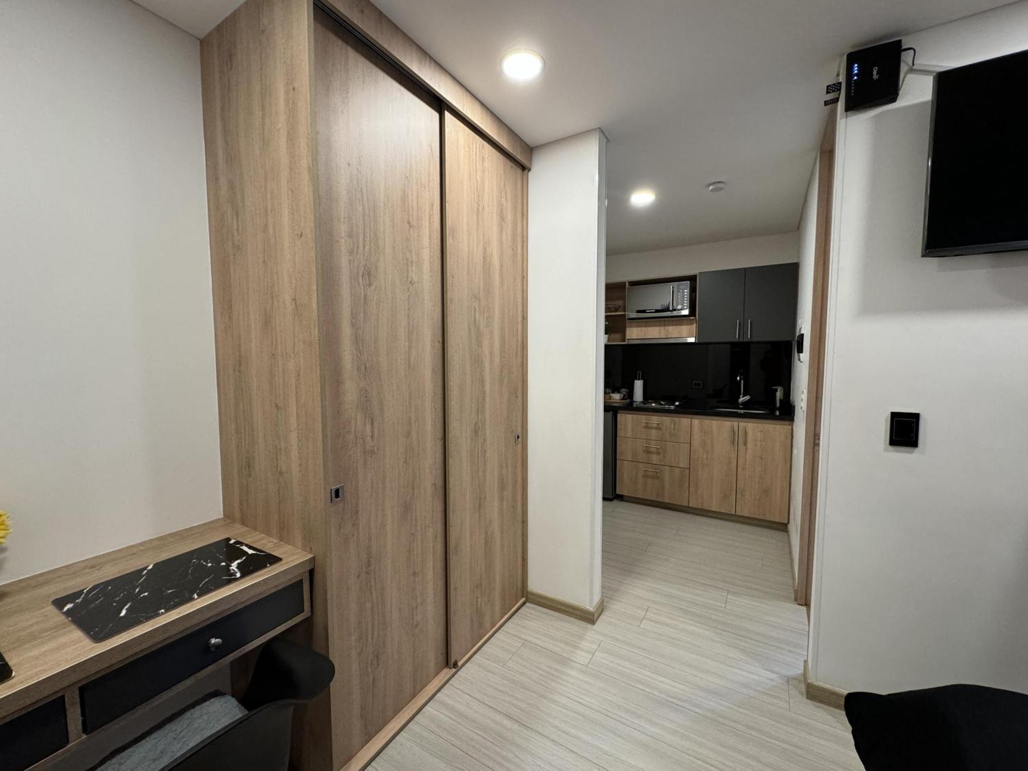 Apartamento Moderno Apto En Chapinero, A Pasos Del Parque De Hippies Con Piscina, Gimnasio Y Zonas Comunes *