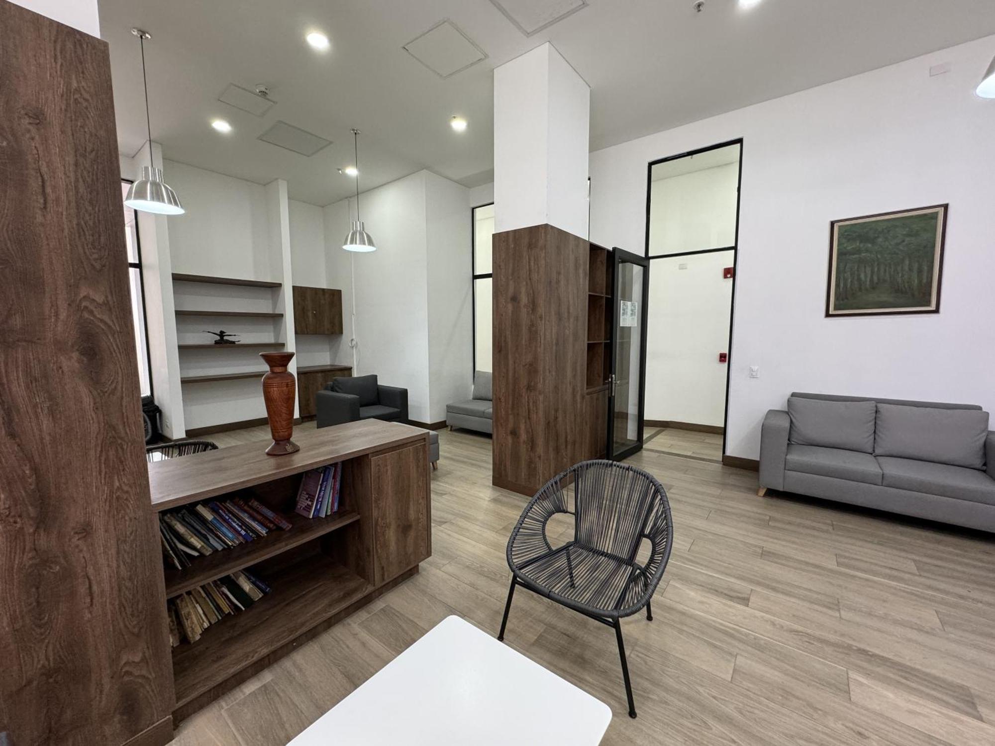 Apartamento Moderno Apto En Chapinero, A Pasos Del Parque De Hippies Con Piscina, Gimnasio Y Zonas Comunes