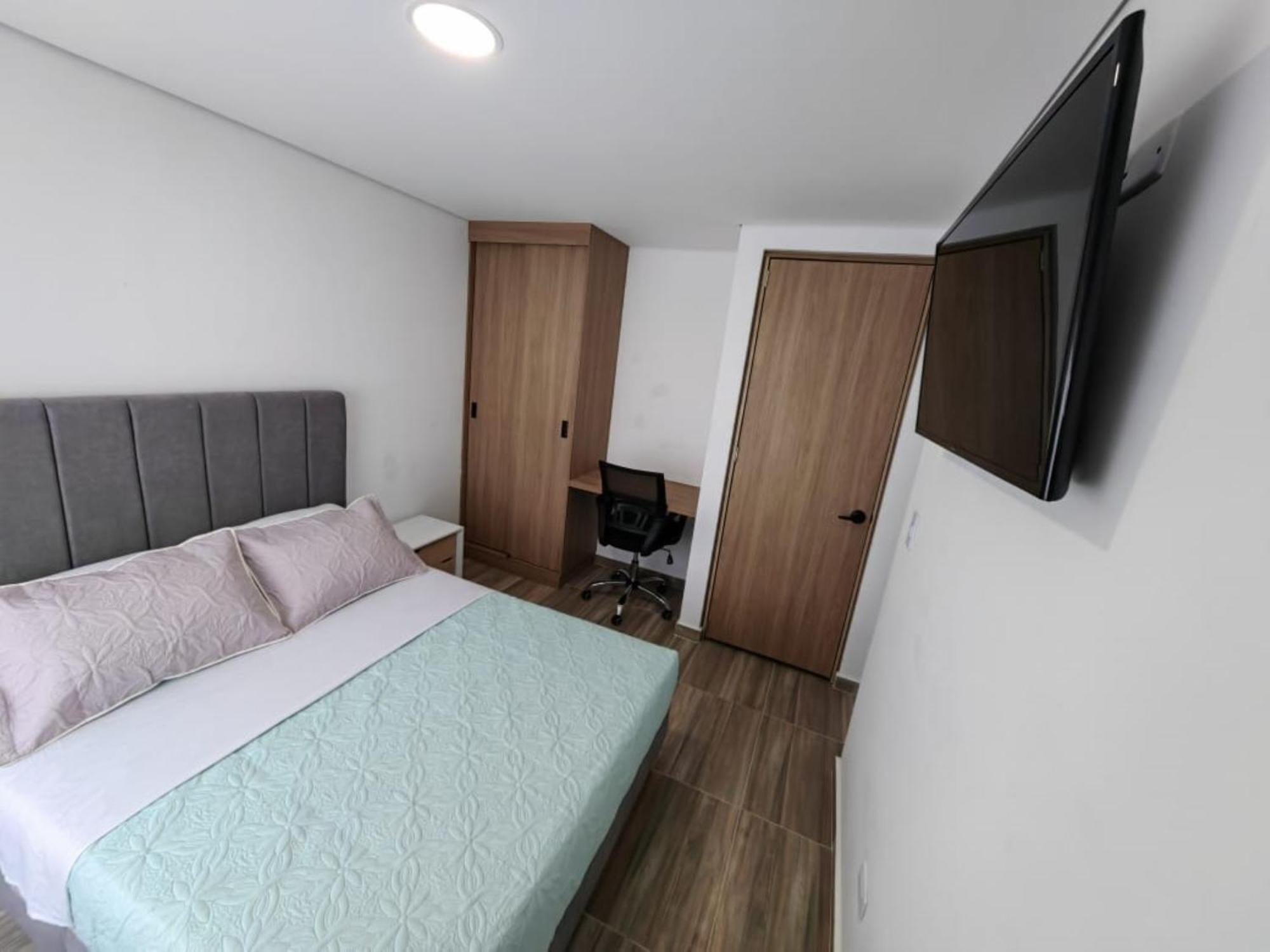 Pensión Moravia Coliving *