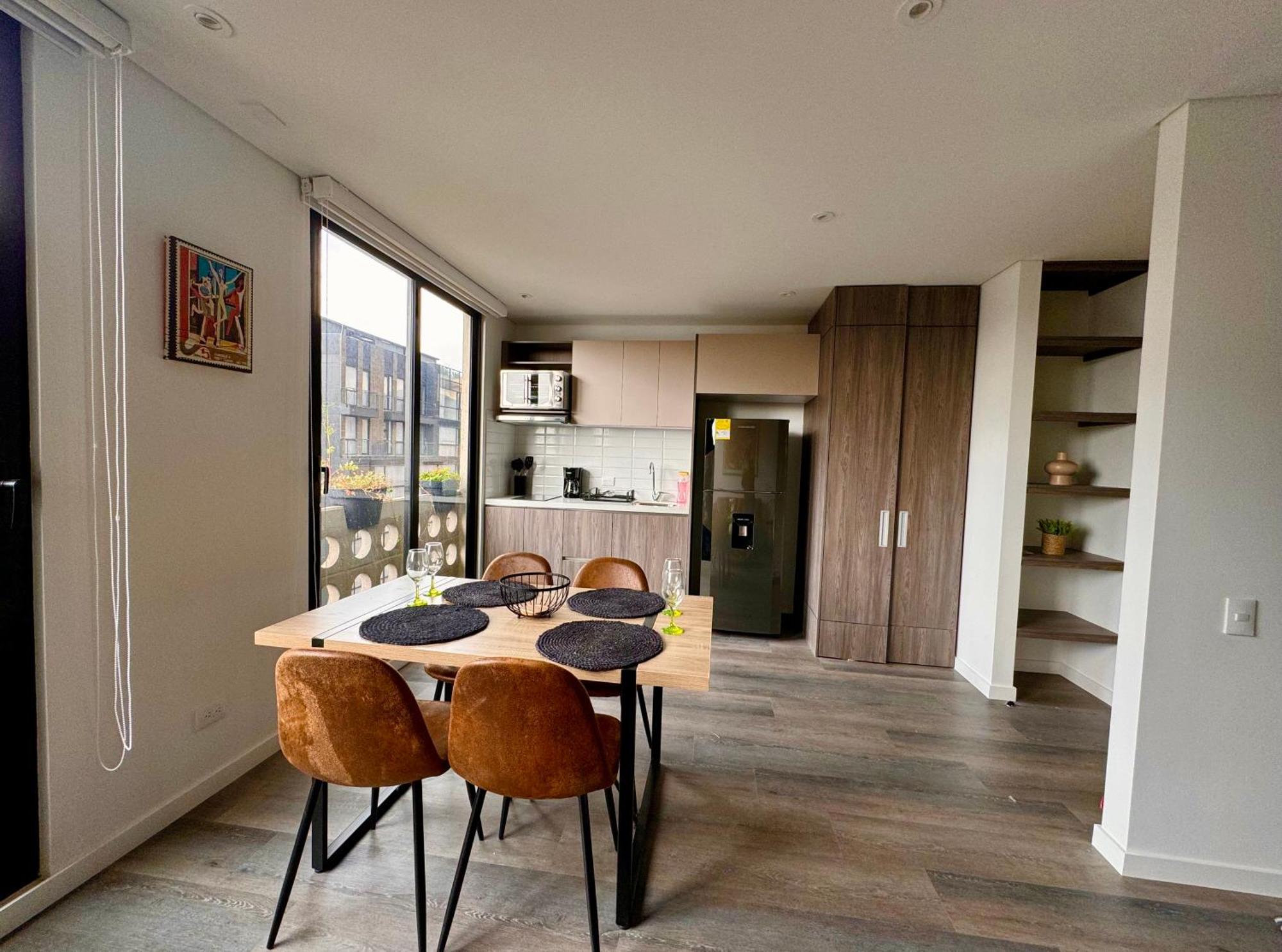 Aparta Estudio Calle 85 *