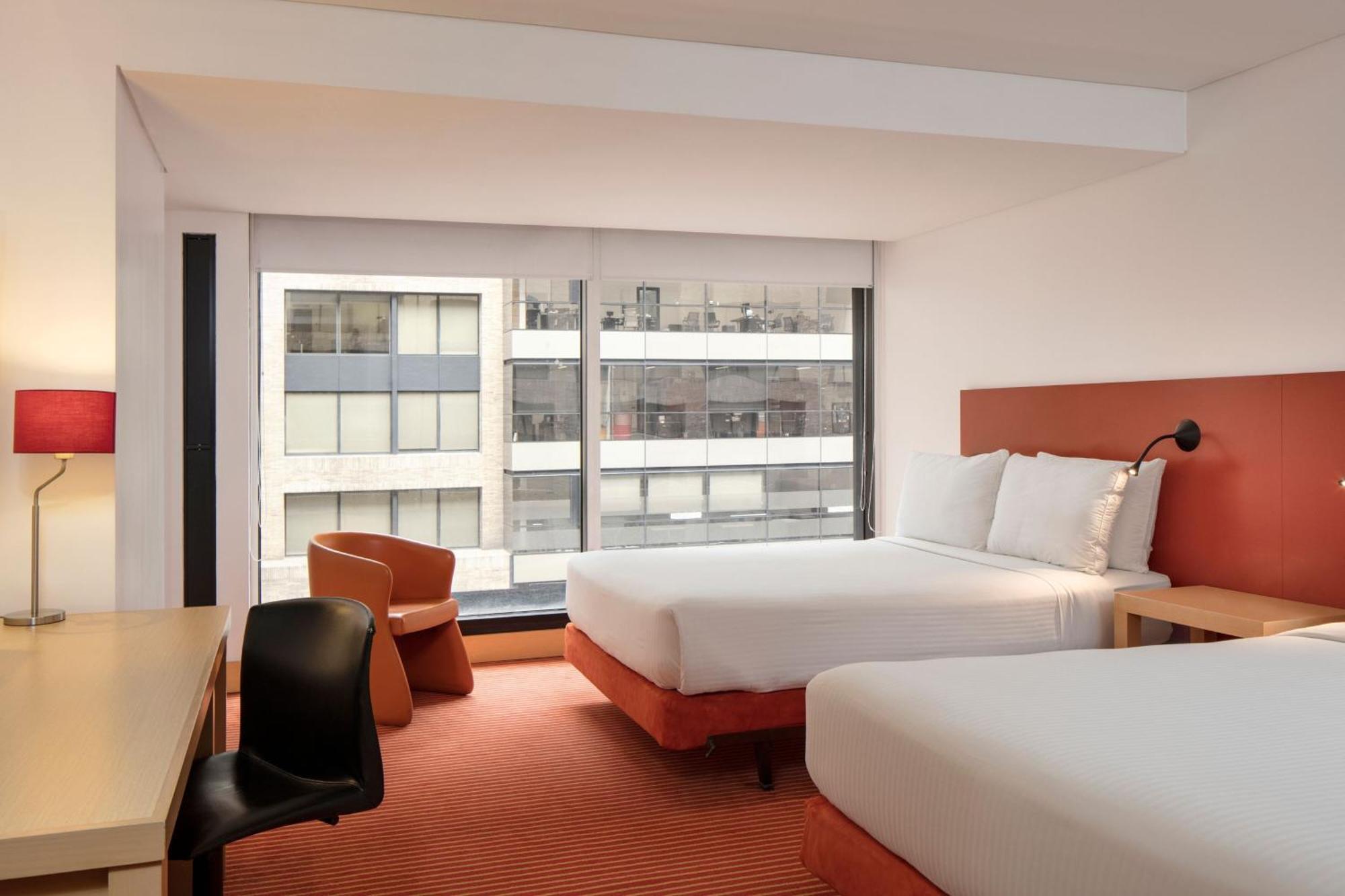 Hotel Tryp By Wyndham Embajada 4*