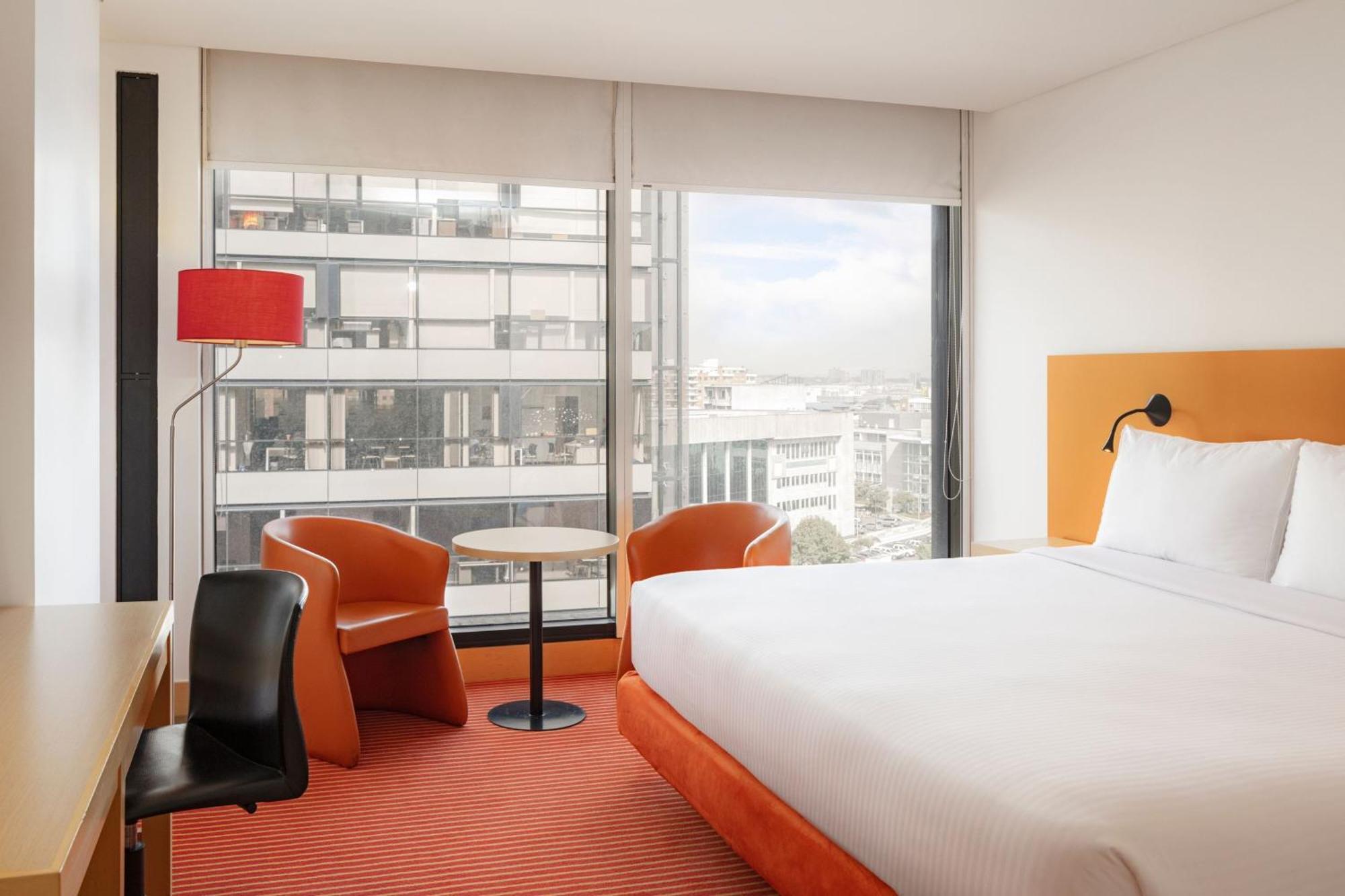 Tryp By Wyndham Embajada Hotel